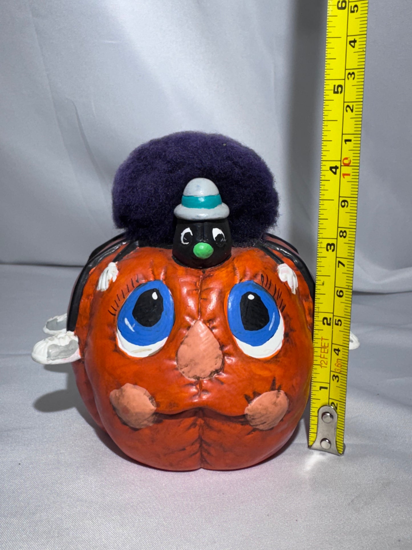 Vintage 1986 Hand-Painted Pumpkin & Spider Ceramic Figurine – Dona’s Mold