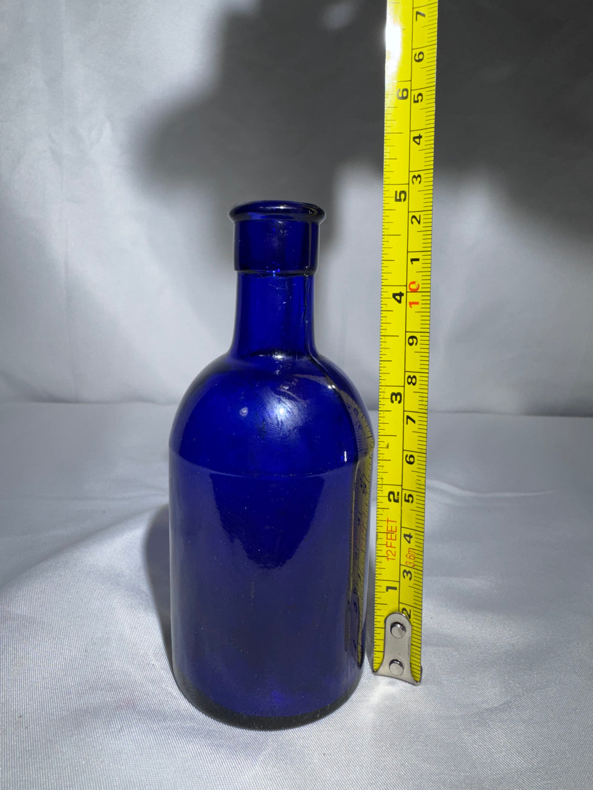 Vintage Cobalt Blue Glass Apothecary Medicine Bottle – Unmarked – 5 Inches Tall