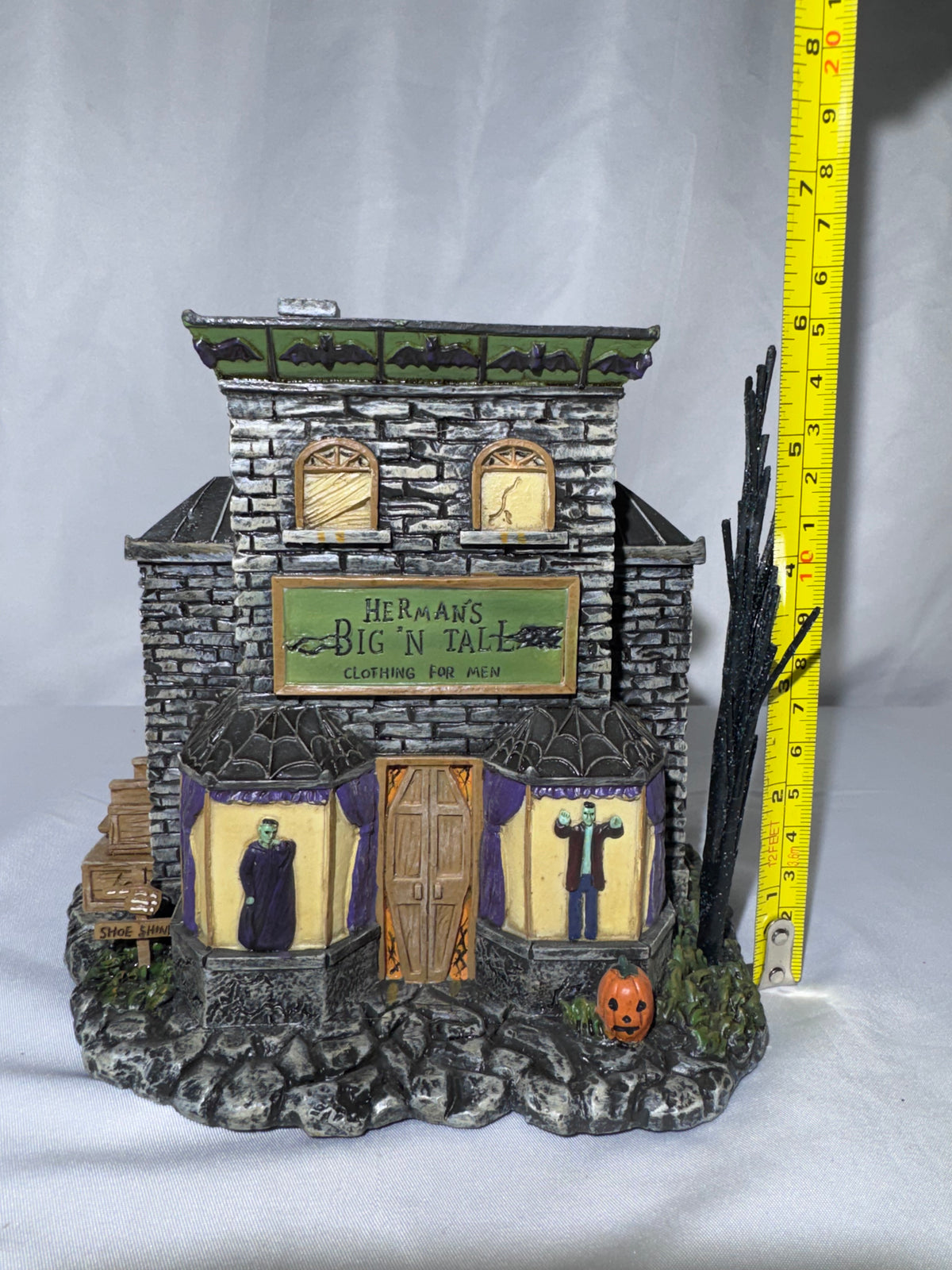 Hawthorne Village The Munsters “Herman’s Big ’N Tall” Lighted Building – Halloween Village