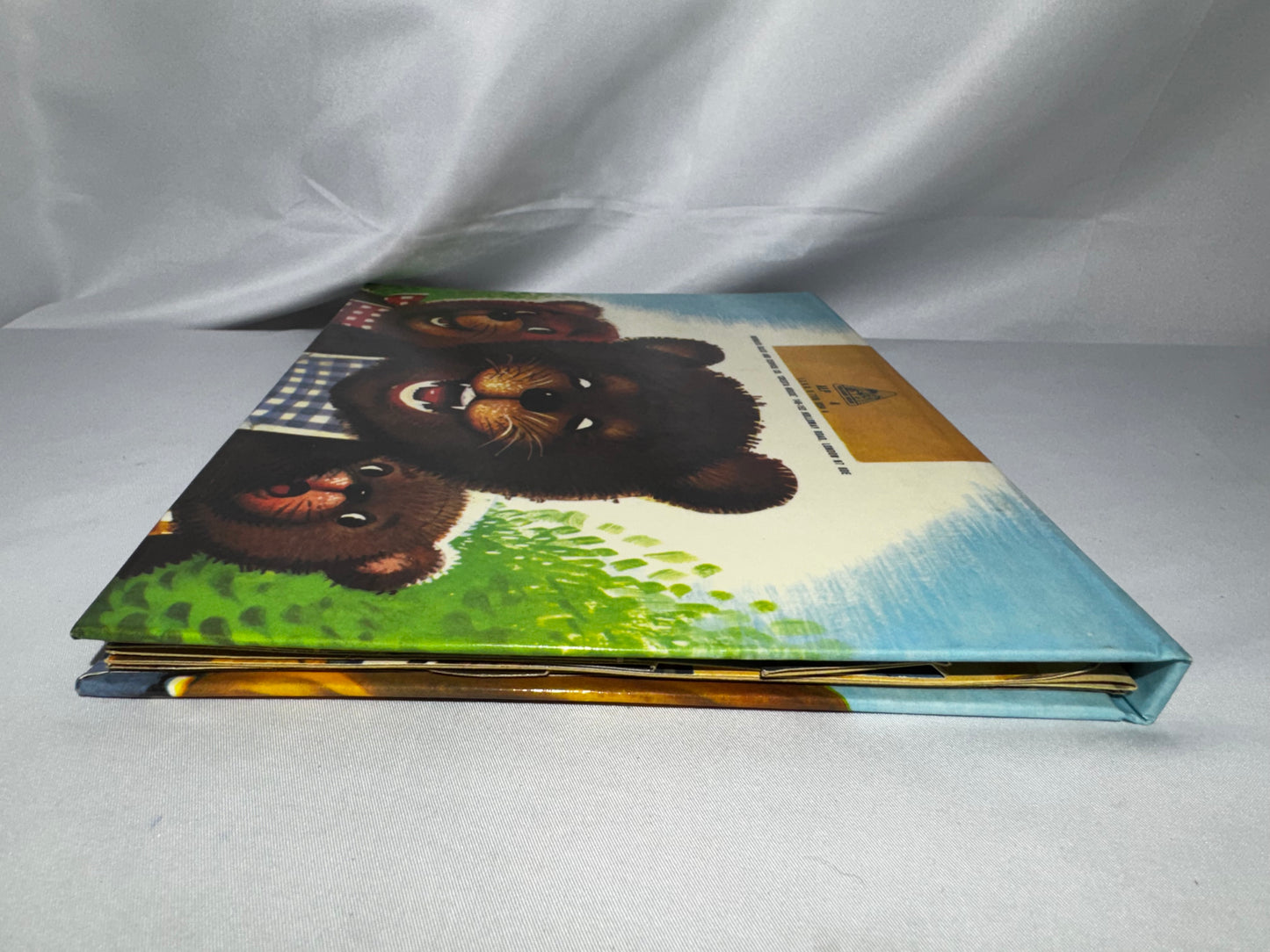 Vintage 1972–1974 Goldilocks and the Three Bears Vojtěch Kubašta Pop-Up Book Artia Prague “All Action Treasure Hour” Series
