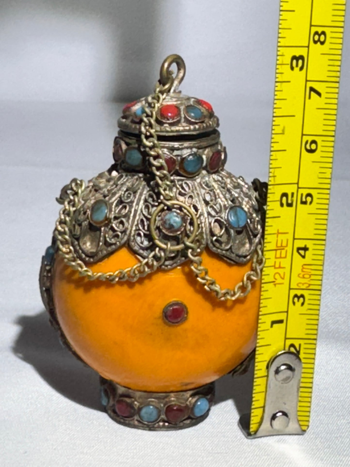 Antique Tibetan Silver Snuff Bottle with Coral and Turquoise Inlay – Ornate Metalwork & Chain Stopper