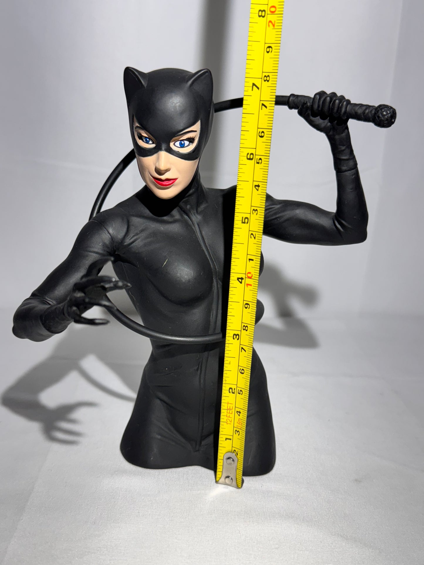Catwoman Bust Bank – Stock #45341 – DC Comics