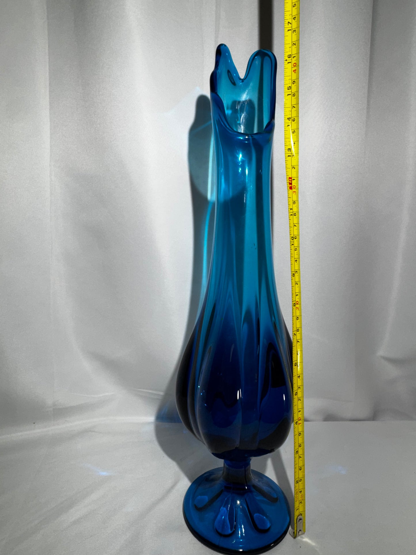 Vintage Viking Glass Epic Bluenique 17” 6-Petal Swung Vase #1435 Mid Century MCM