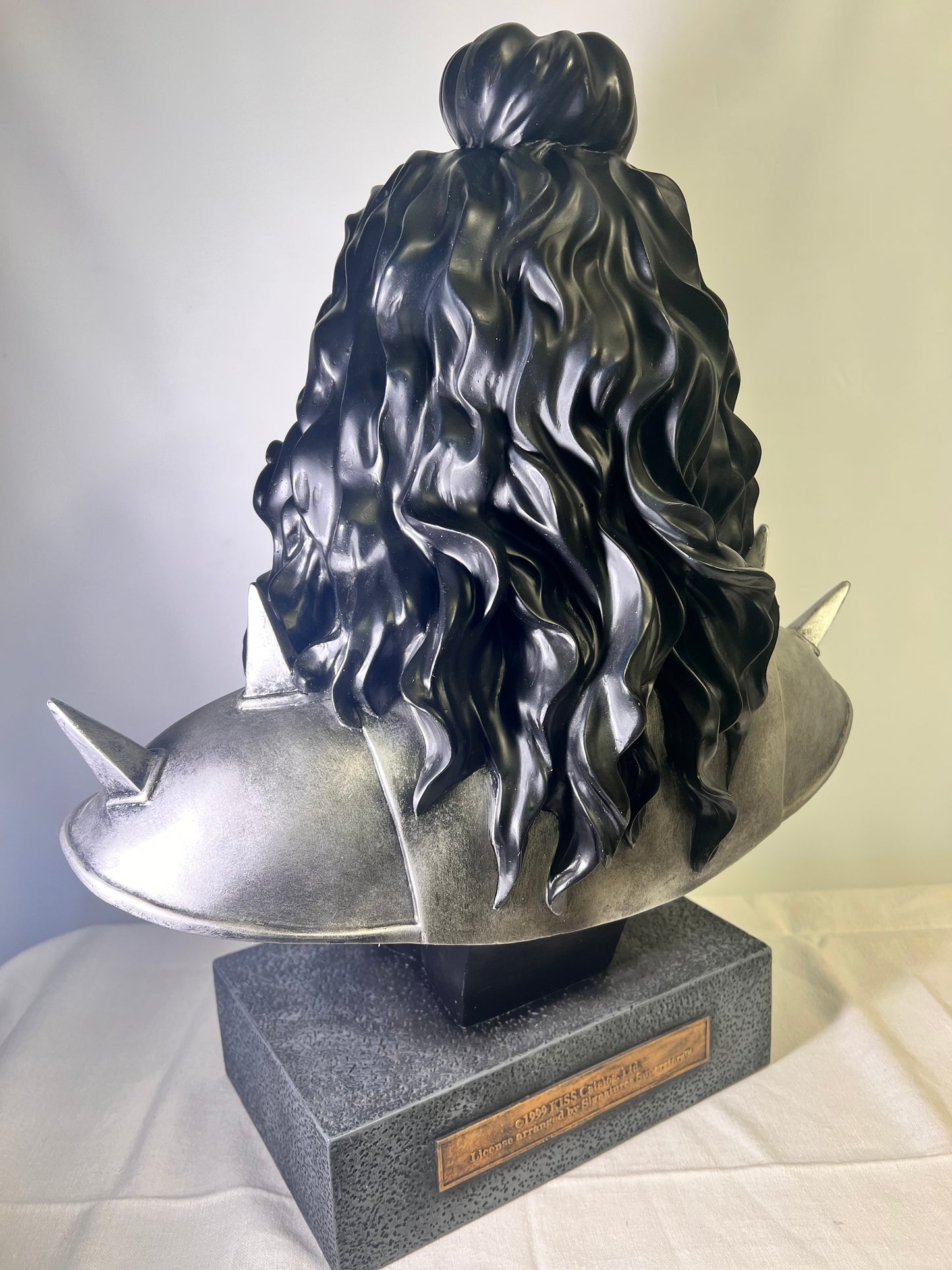 Rare- KISS - set of 4 Bust- 1999 Licensed arranged by Signatures Superstars-