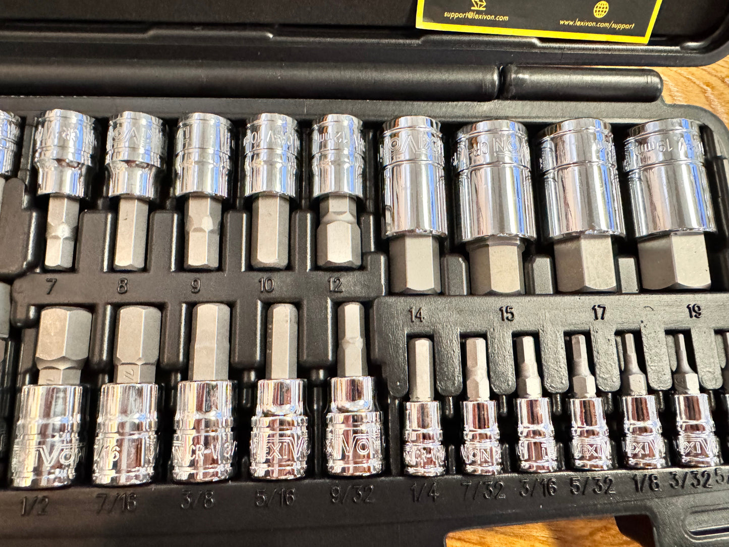 Lexivon socket set of 32 -tool set– Complete