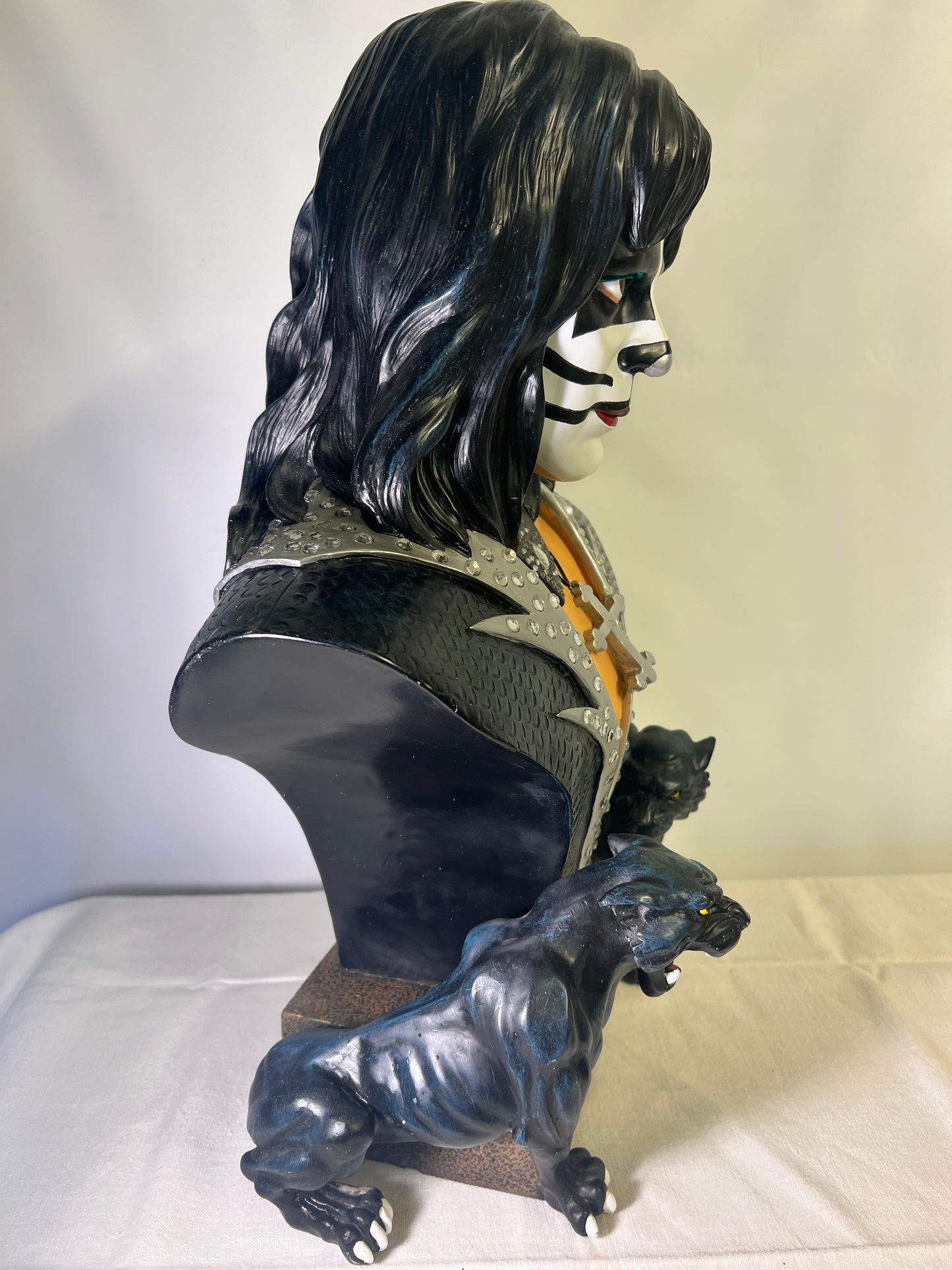 Rare- KISS - set of 4 Bust- 1999 Licensed arranged by Signatures Superstars-