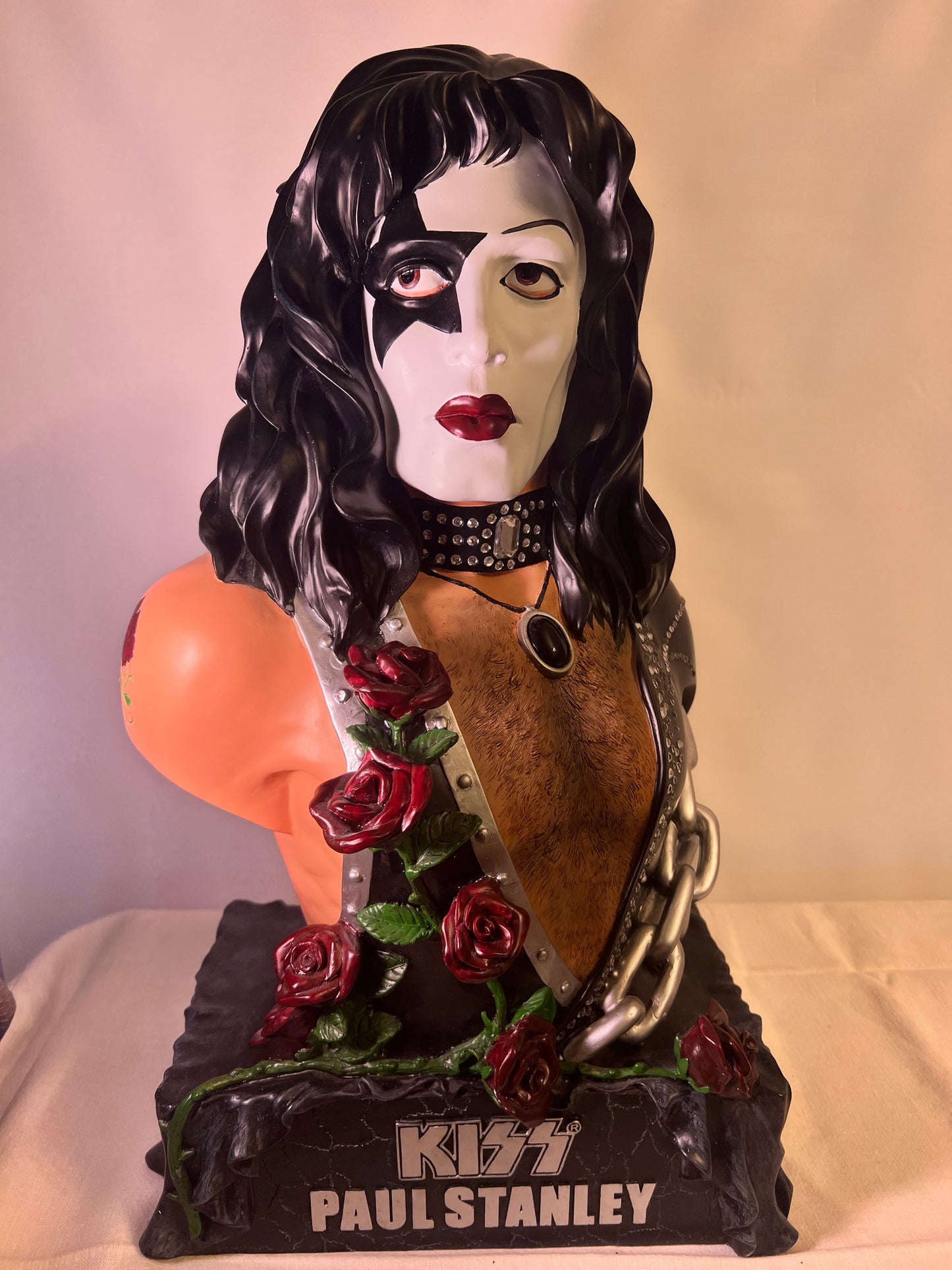 Rare- KISS - set of 4 Bust- 1999 Licensed arranged by Signatures Superstars-