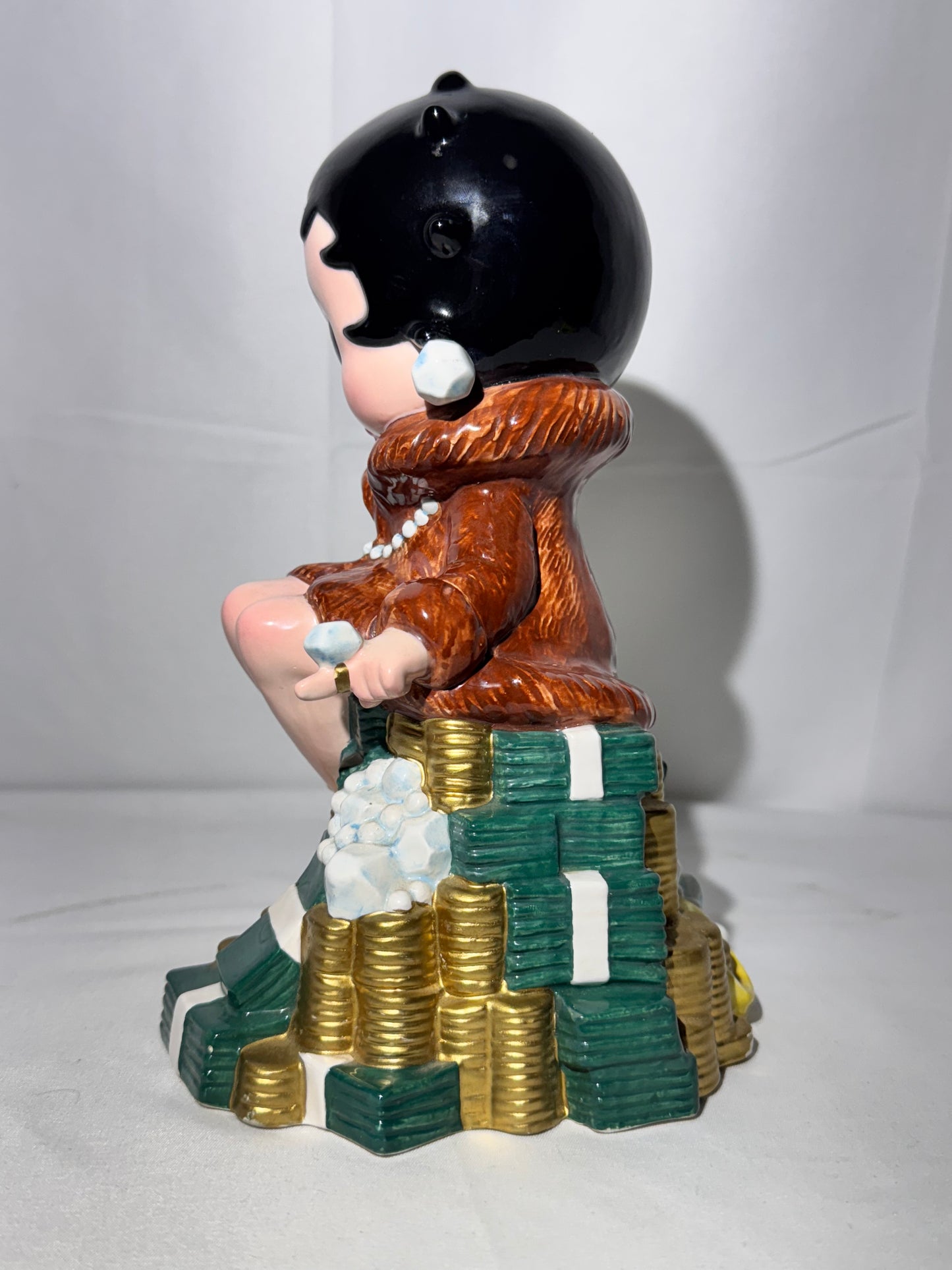 Betty Boop Piggy Bank – King Features Syndicate 2000 – Product #686417