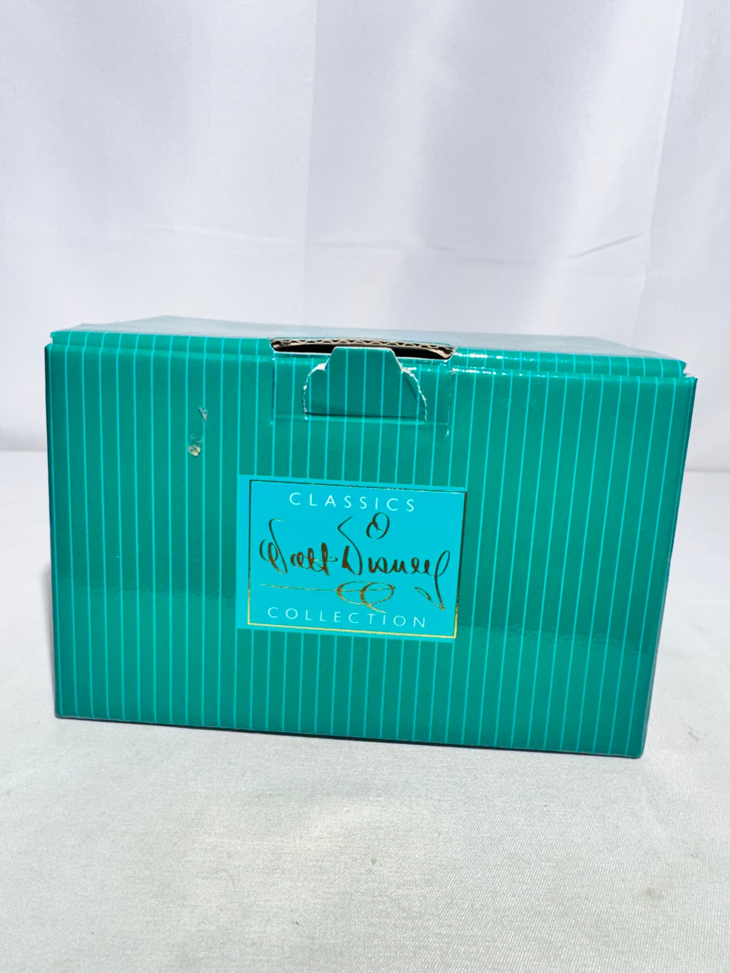 Classic Walt Disney Collection – Dopey “Gleeful Grin” Figurine (Item #4009982, 2009)