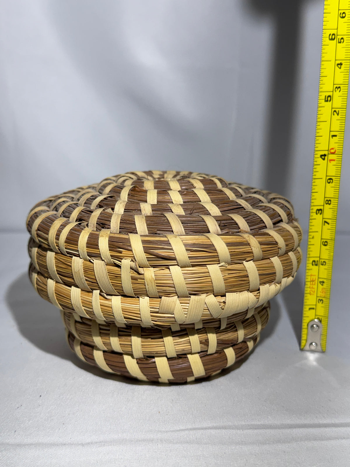 Handcrafted Gullah Sweetgrass/Pine Needle Basket with Lid –Helen Burns Charleston, SC