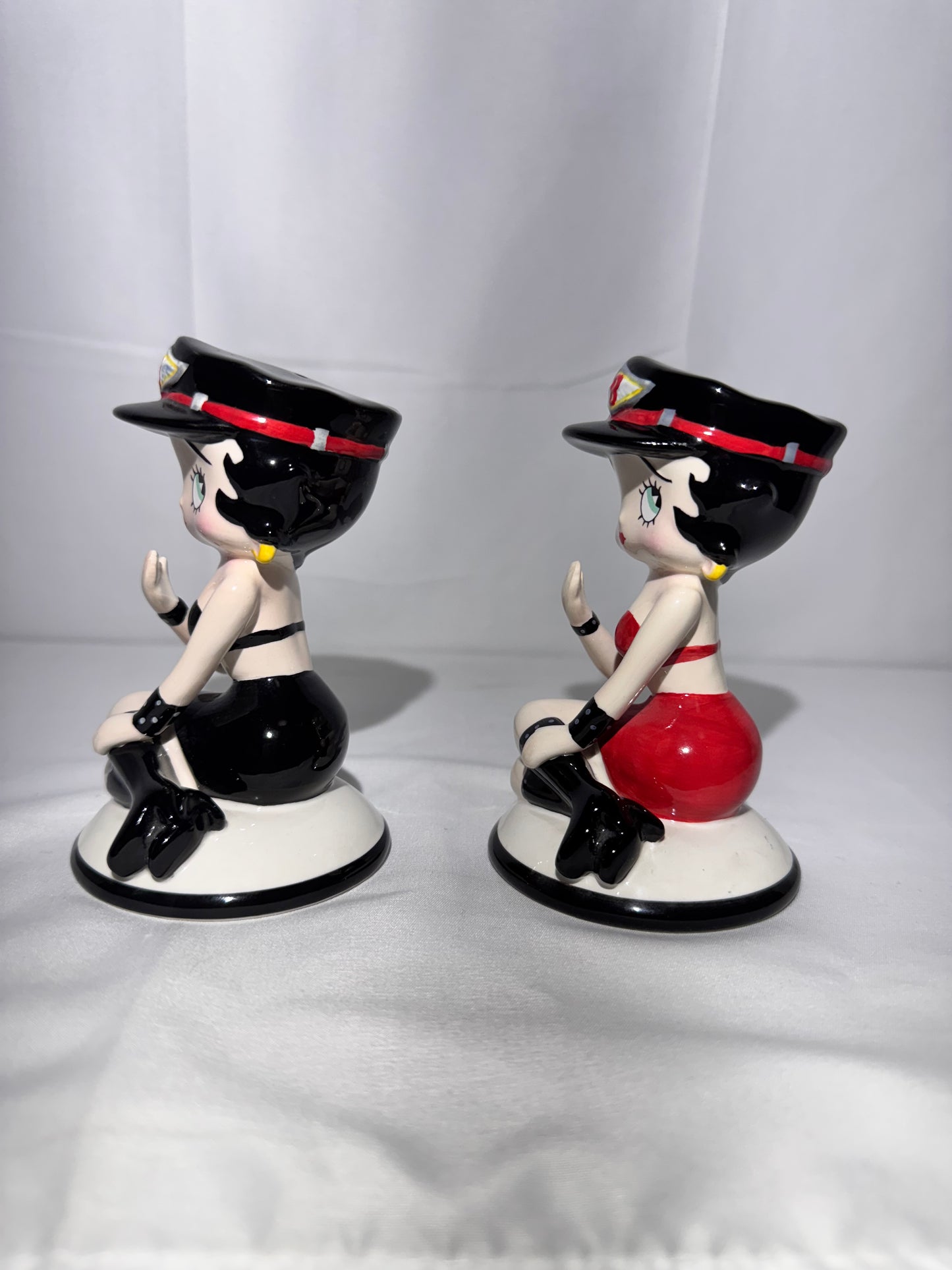 Betty Boop Biker Salt & Pepper Shakers – 2003 King Features Syndicate – Original Stoppers