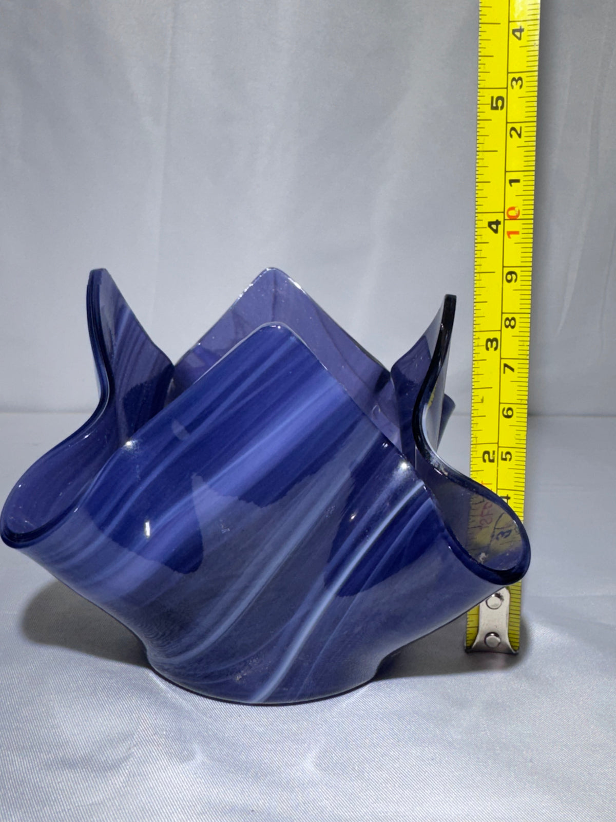 Buffalo Glass Works Limited Edition Dark Blue & White Swirled Art Glass Handkerchief Vase 90’s