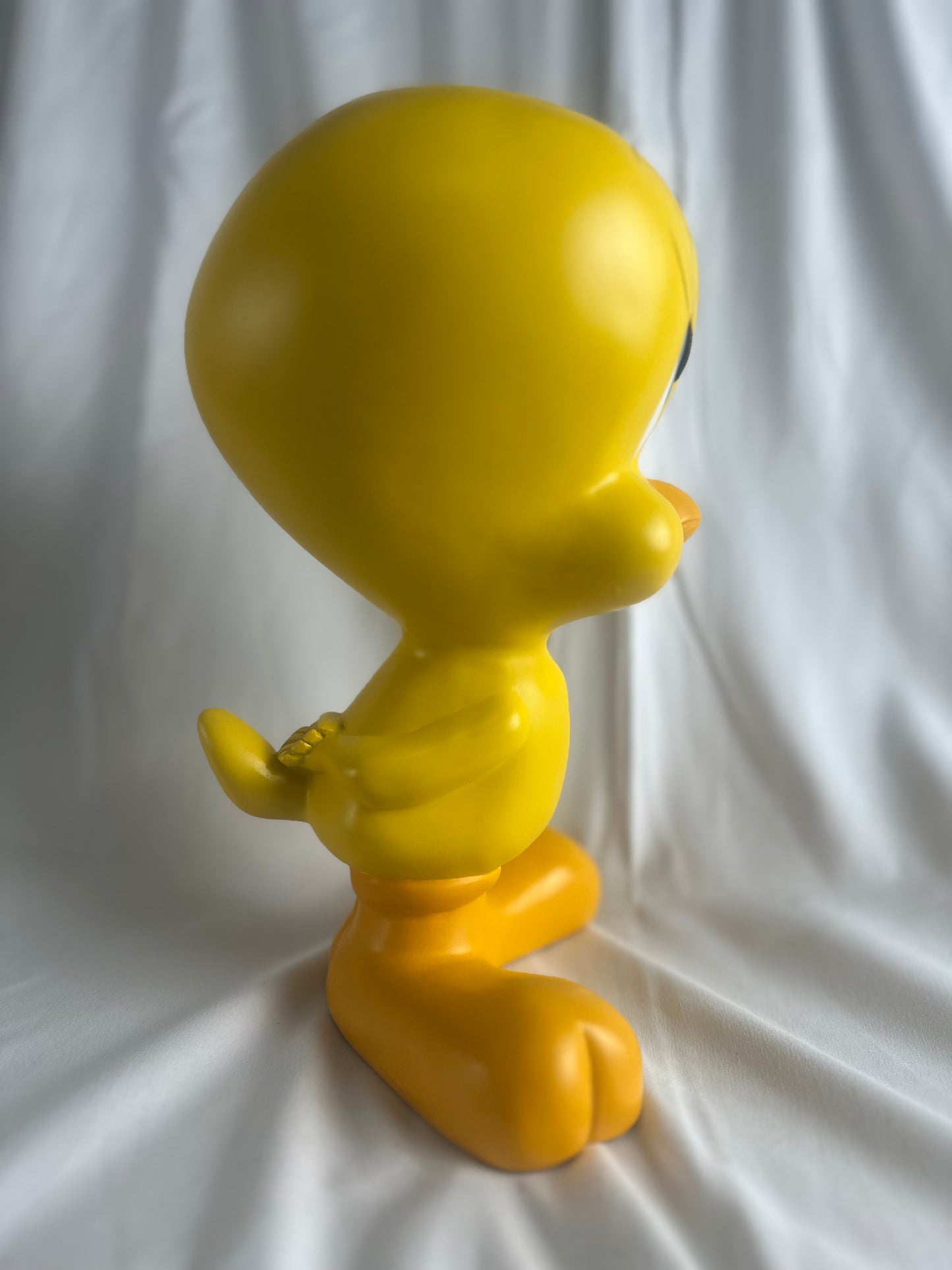 Rare Tweety Bird-11” statue-1998 -Warner Brothers- Looney Tunes- Studio Collectible