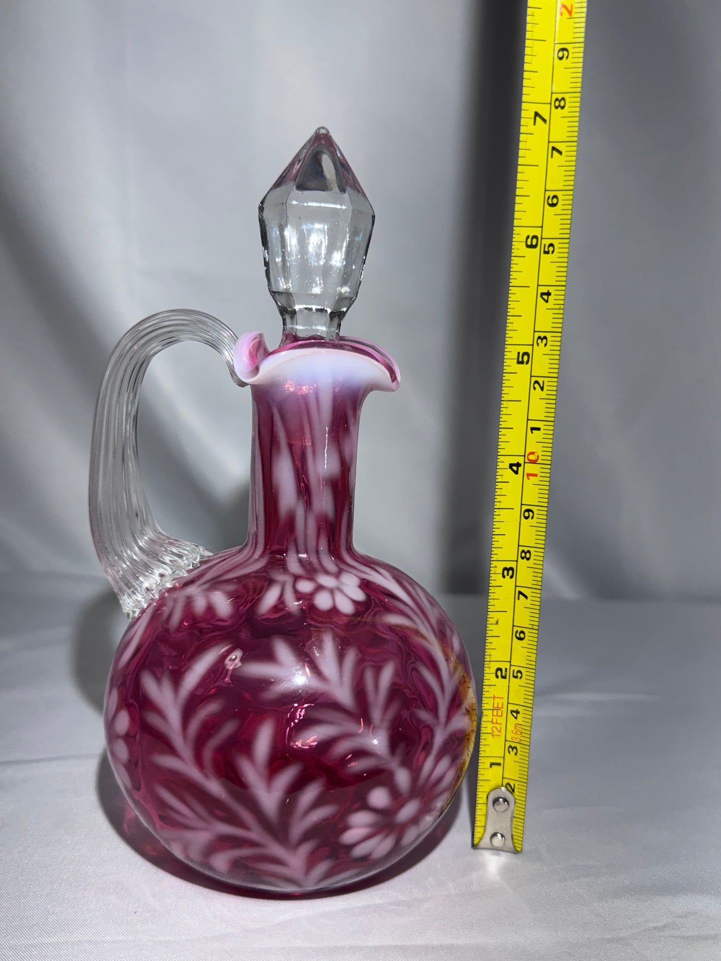 Vintage Cranberry Opalescent “Daisy & Fern” Glass Cruet – Ruffled Top & Faceted Stopper