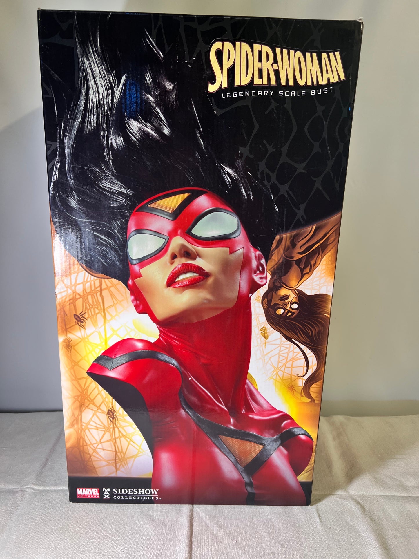 Spider Woman- Marvel- Sideshow Collectibles-66/200- with original box- 2010