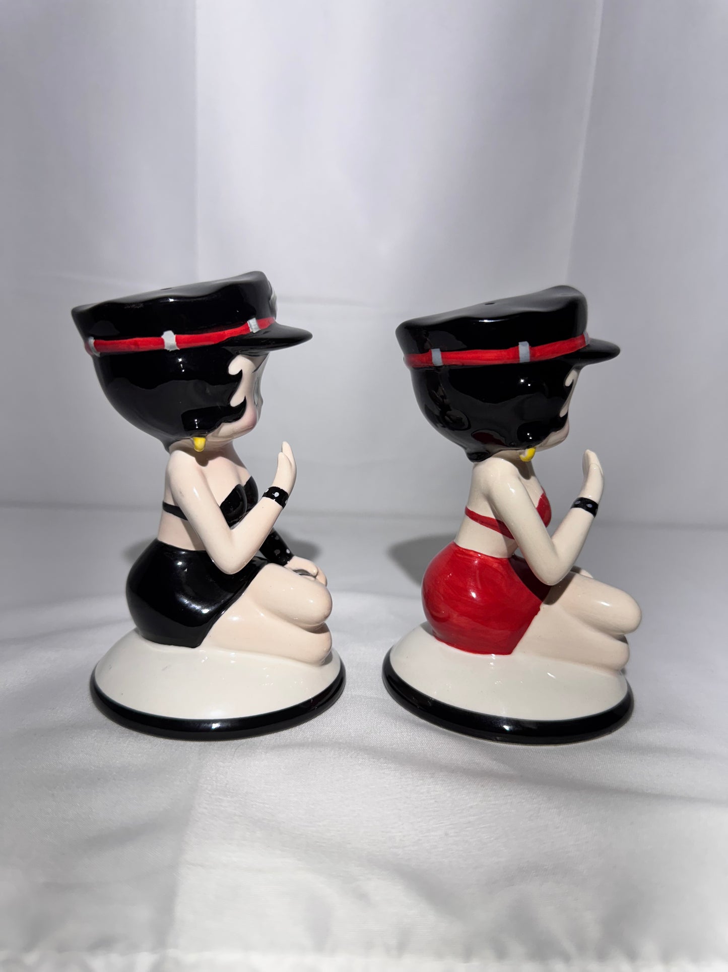 Betty Boop Biker Salt & Pepper Shakers – 2003 King Features Syndicate – Original Stoppers