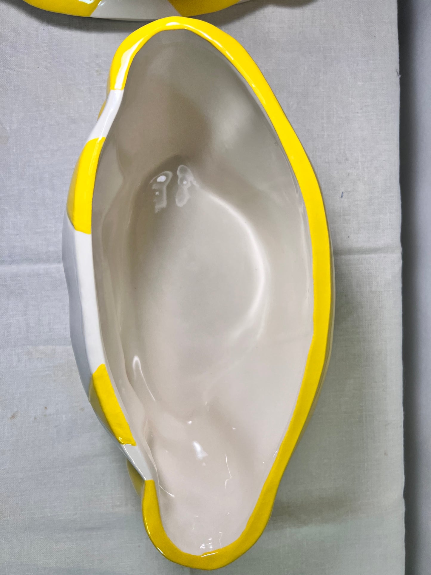 Power Rangers-cookie jars-yellow ranger