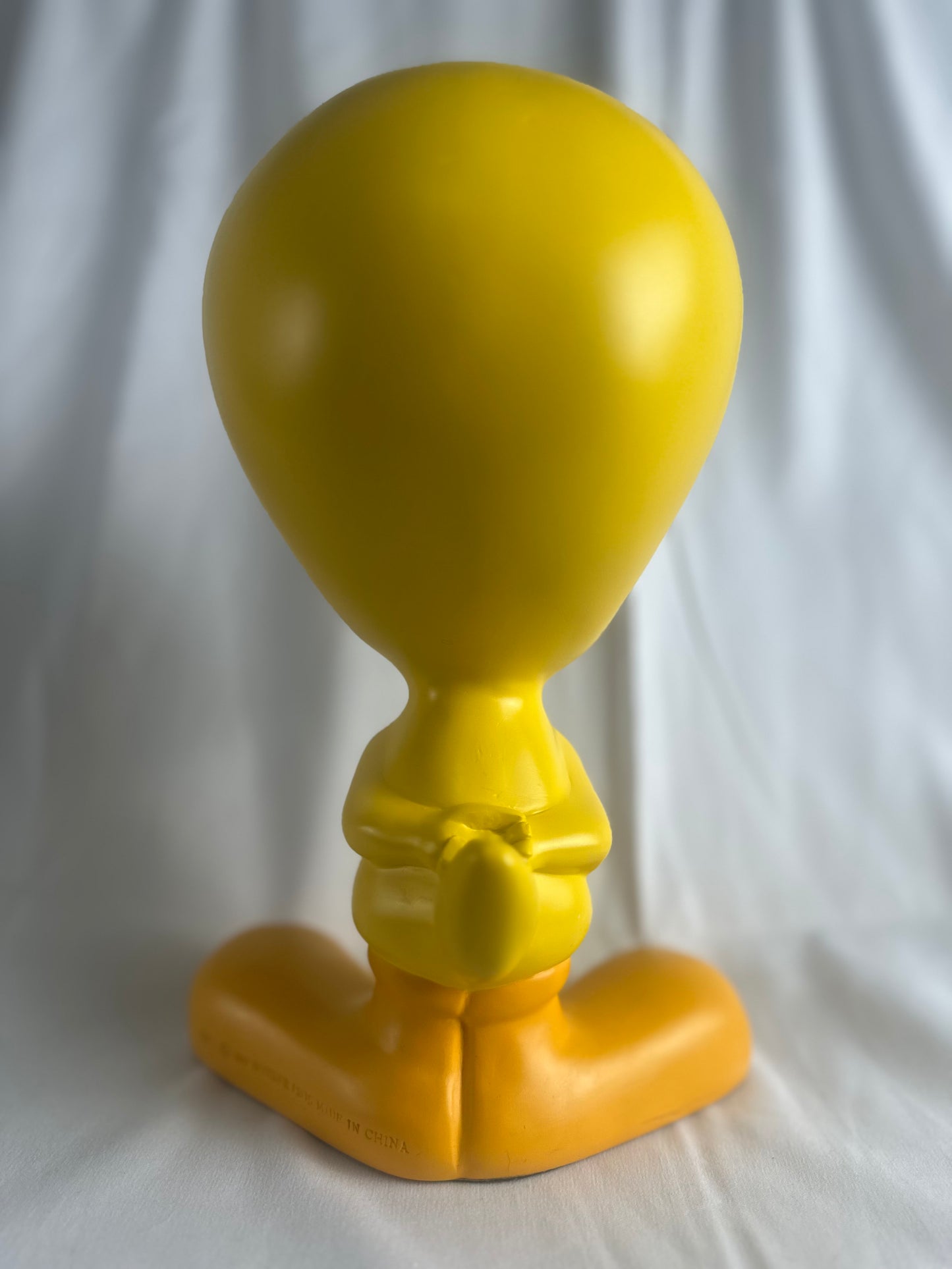 Rare Tweety Bird-11” statue-1998 -Warner Brothers- Looney Tunes- Studio Collectible
