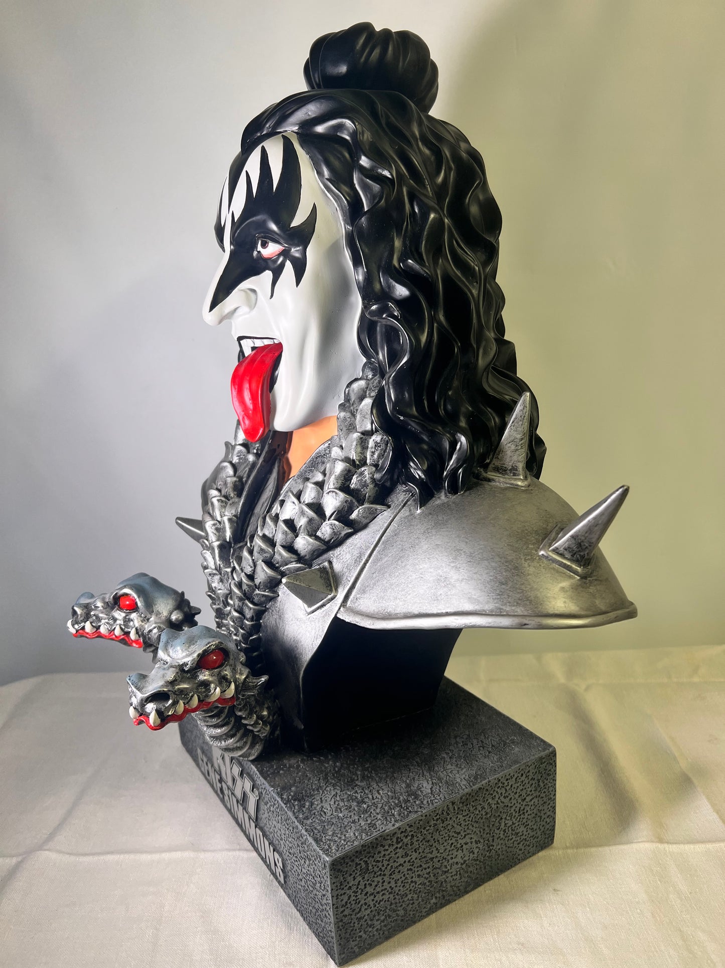 Rare- KISS - set of 4 Bust- 1999 Licensed arranged by Signatures Superstars-