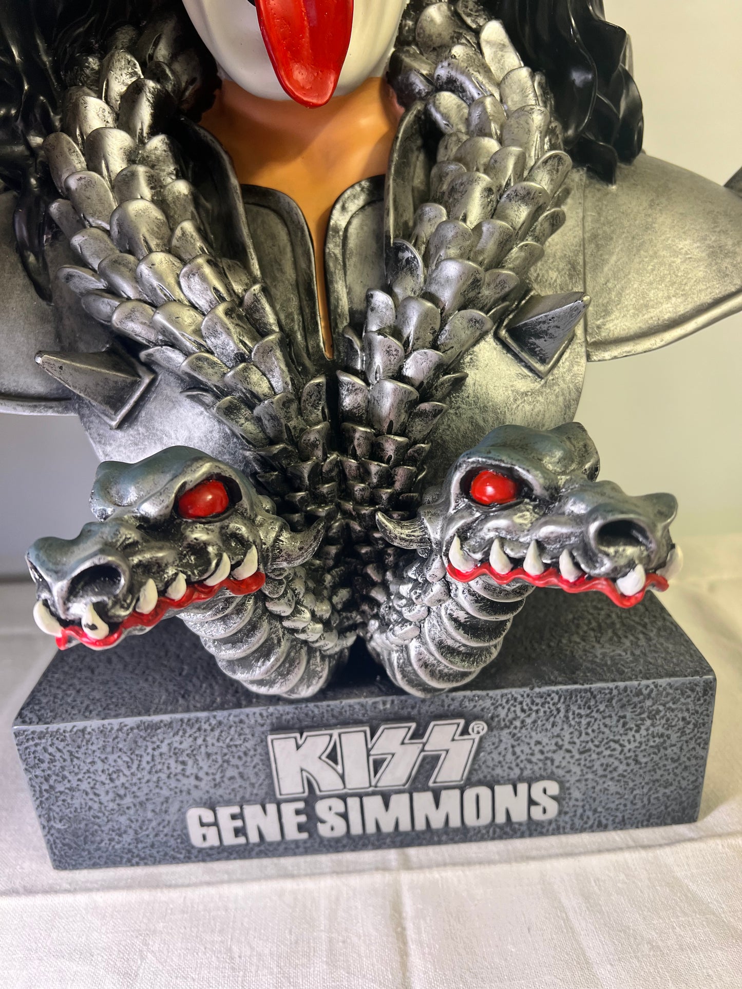 Rare- KISS - set of 4 Bust- 1999 Licensed arranged by Signatures Superstars-