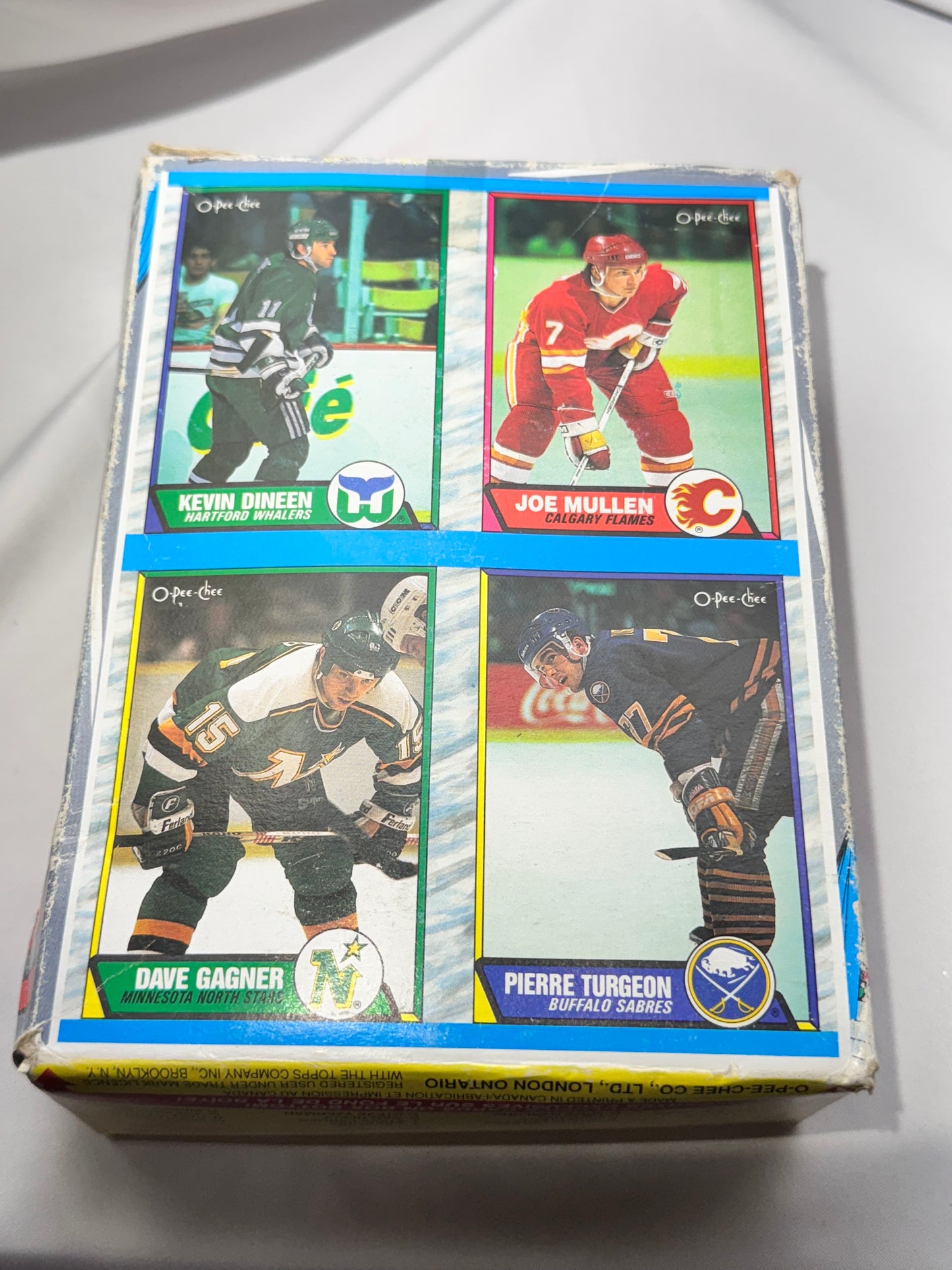 1990 NHL Hockey Cards – O-Pee-Chee – 48 Unopened Packs w/ Bubble Gum