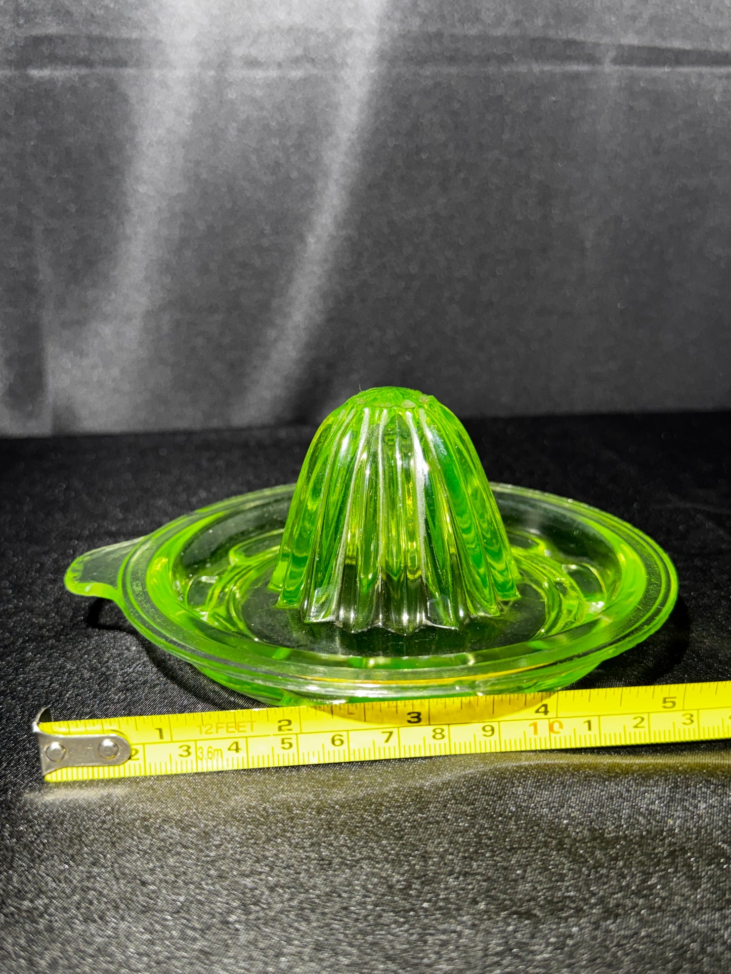 Vintage Uranium Glass Citrus Reamer Juicer Green Depression Glass 5.5” UV Reactive