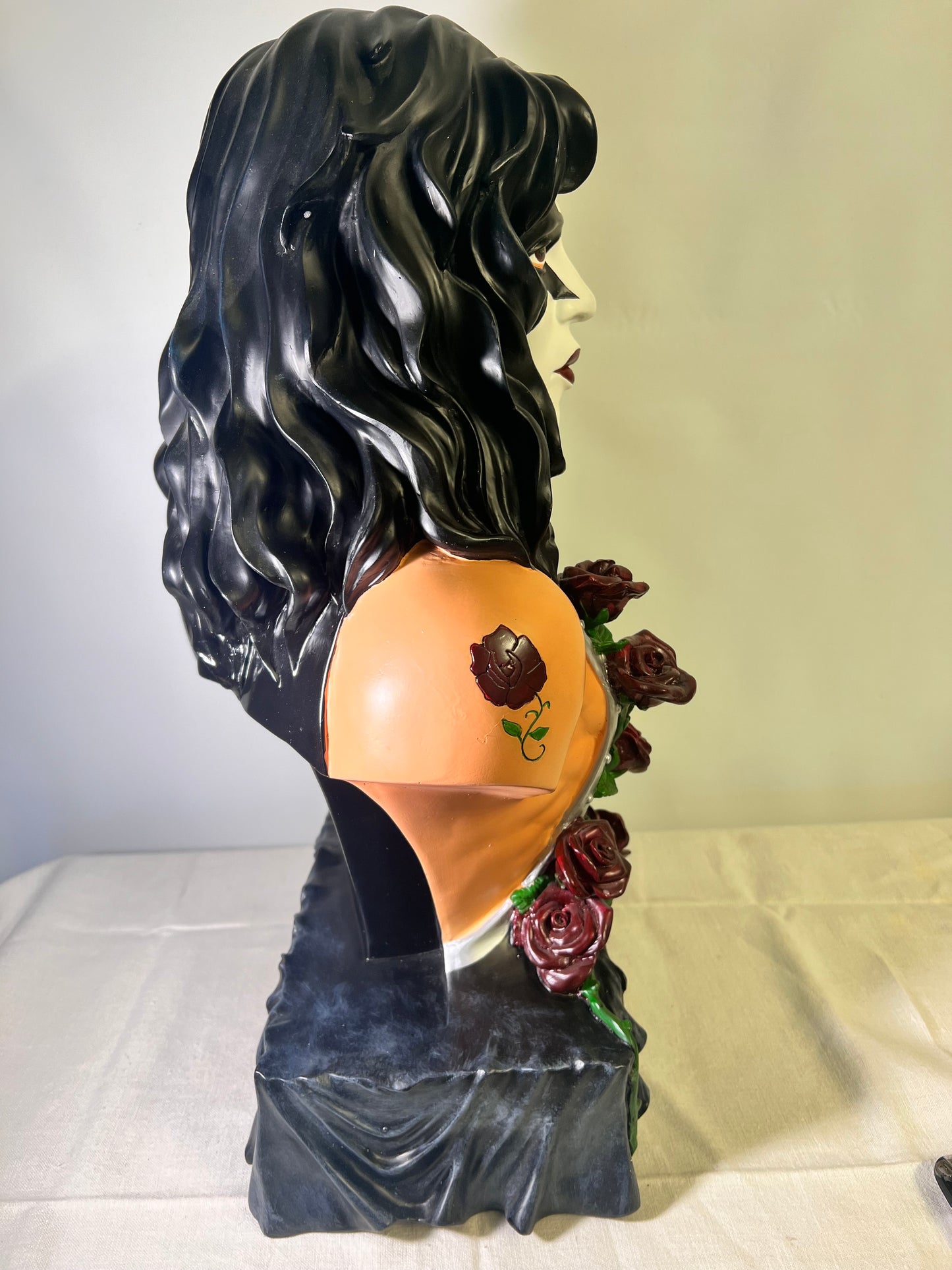 Rare- KISS - set of 4 Bust- 1999 Licensed arranged by Signatures Superstars-