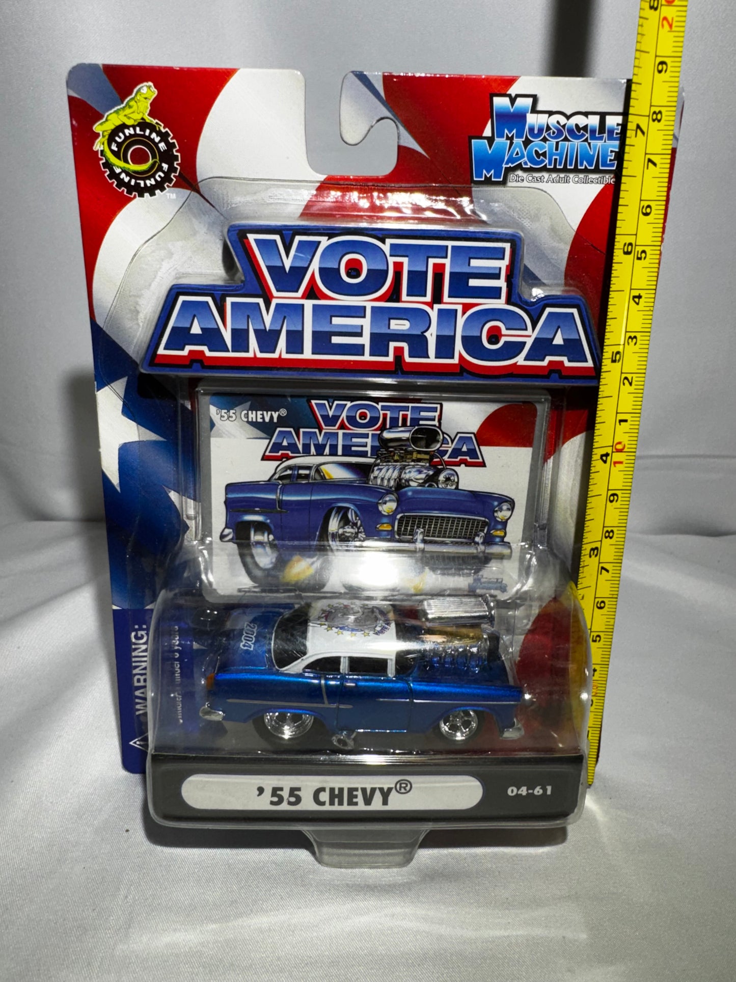 Muscle Machines Vote America 1955 Chevrolet 1:64 Diecast Car Patriotic Blister Pack