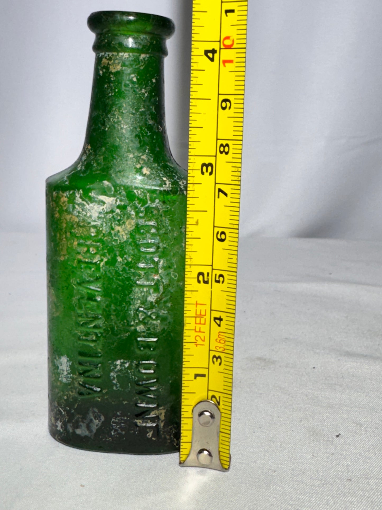Antique SCOTT & BOWNE “PREVALTINA” Green Glass Bottle – 19th Century Medicine Bottle