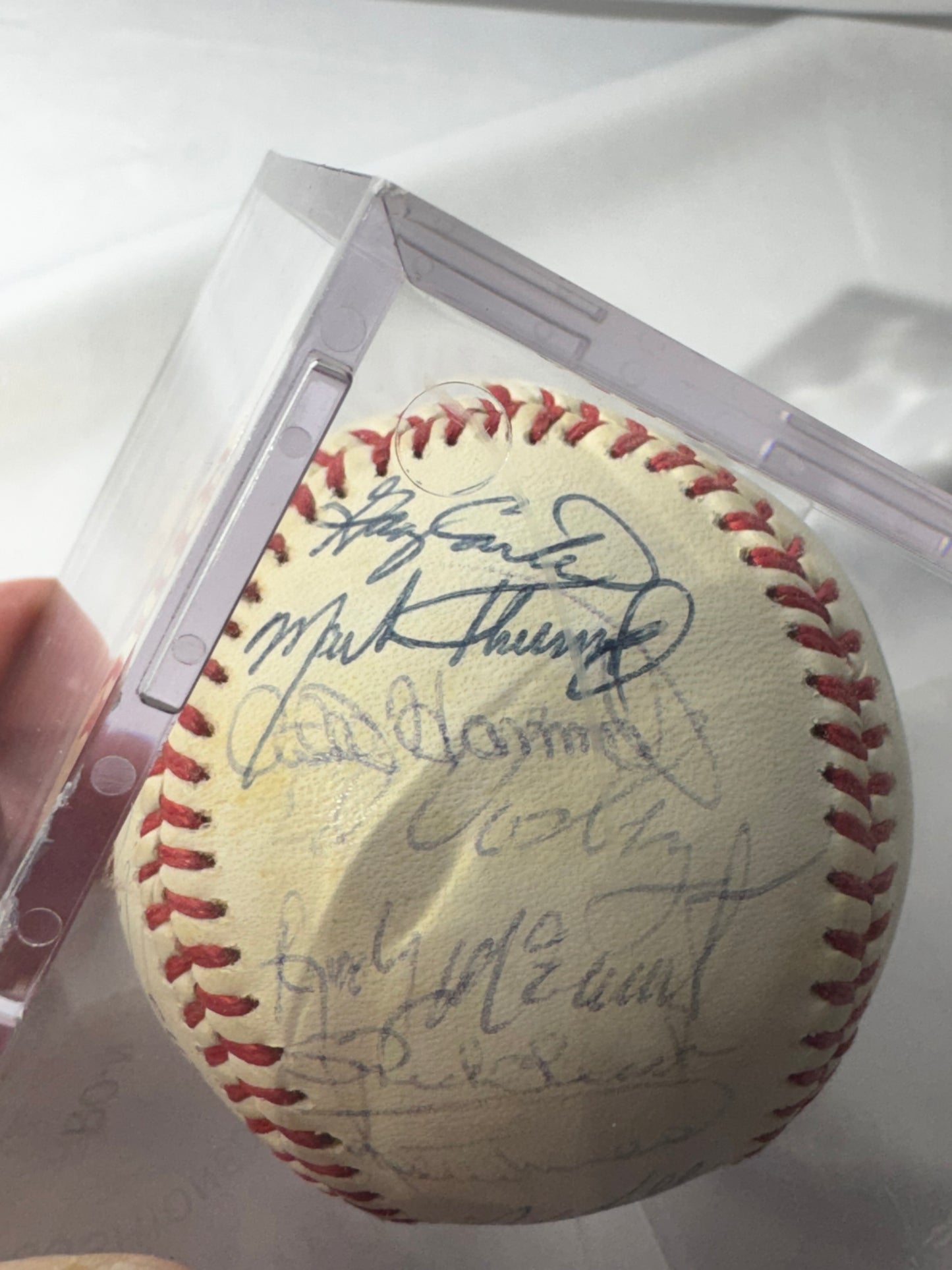 Official National League Baseball – 1990 San Francisco Giants – Multiple Autographs
