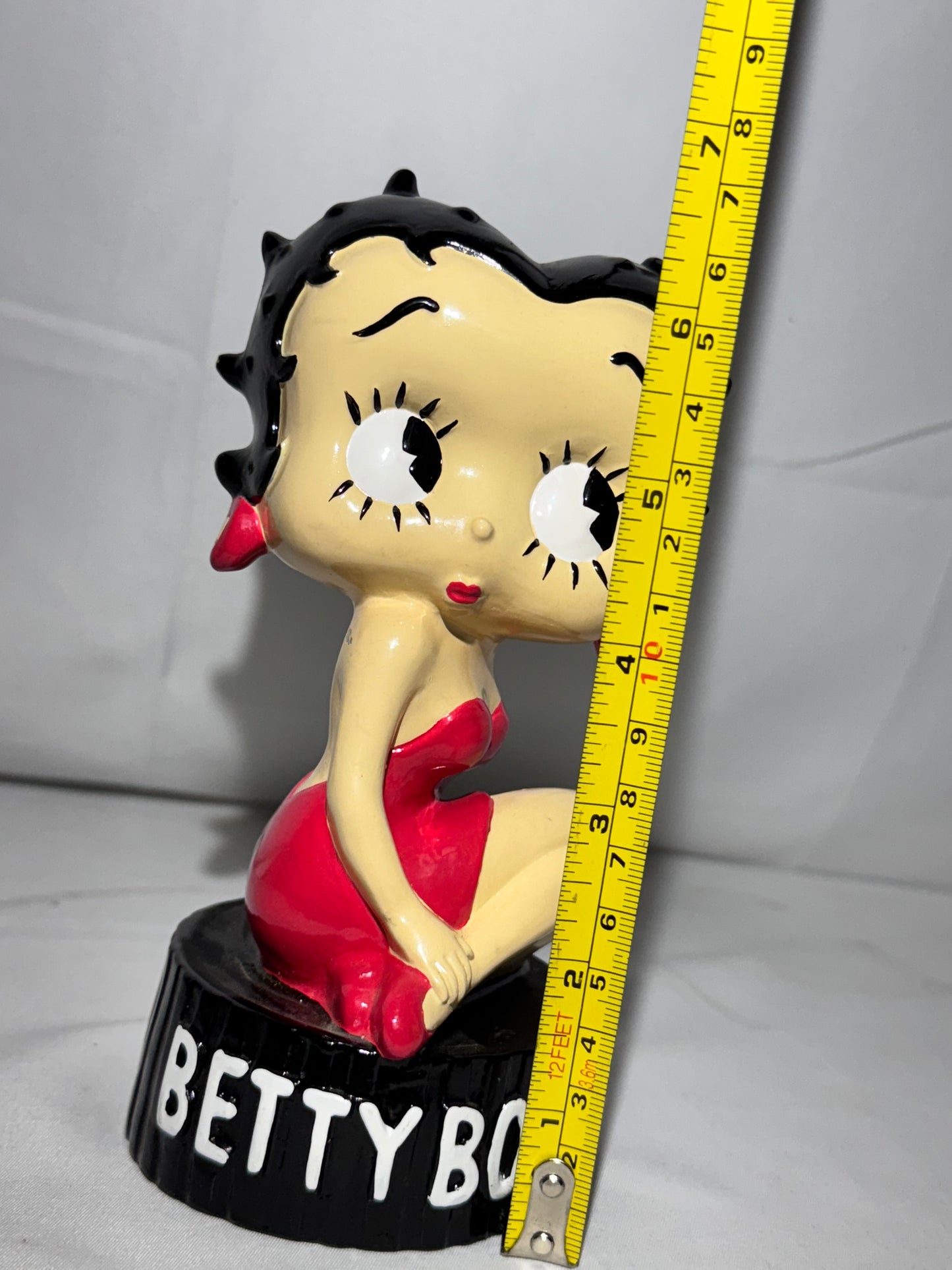 Vintage Betty Boop Figurine – Red Dress – Classic Cartoon Collectible