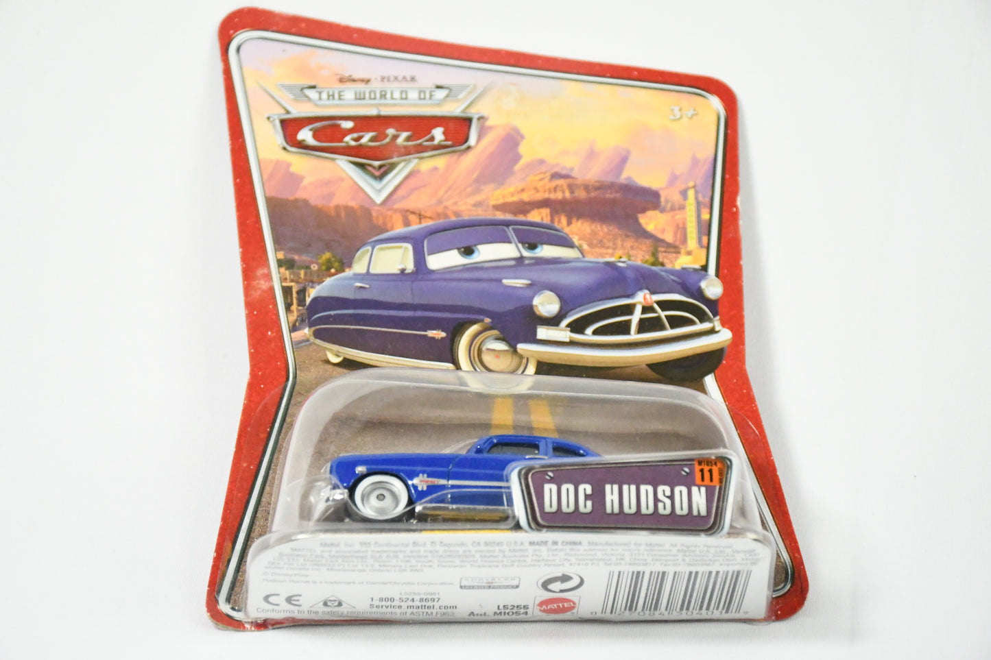 Disney-Pixar-Cars-Doc Hudson #11 -M1054-Diecast-Mattel