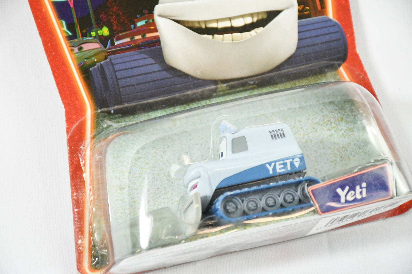 Disney-Pixar-Cars-Yeti-Supercharged-L4155 L0545- Die Cast Toy Car