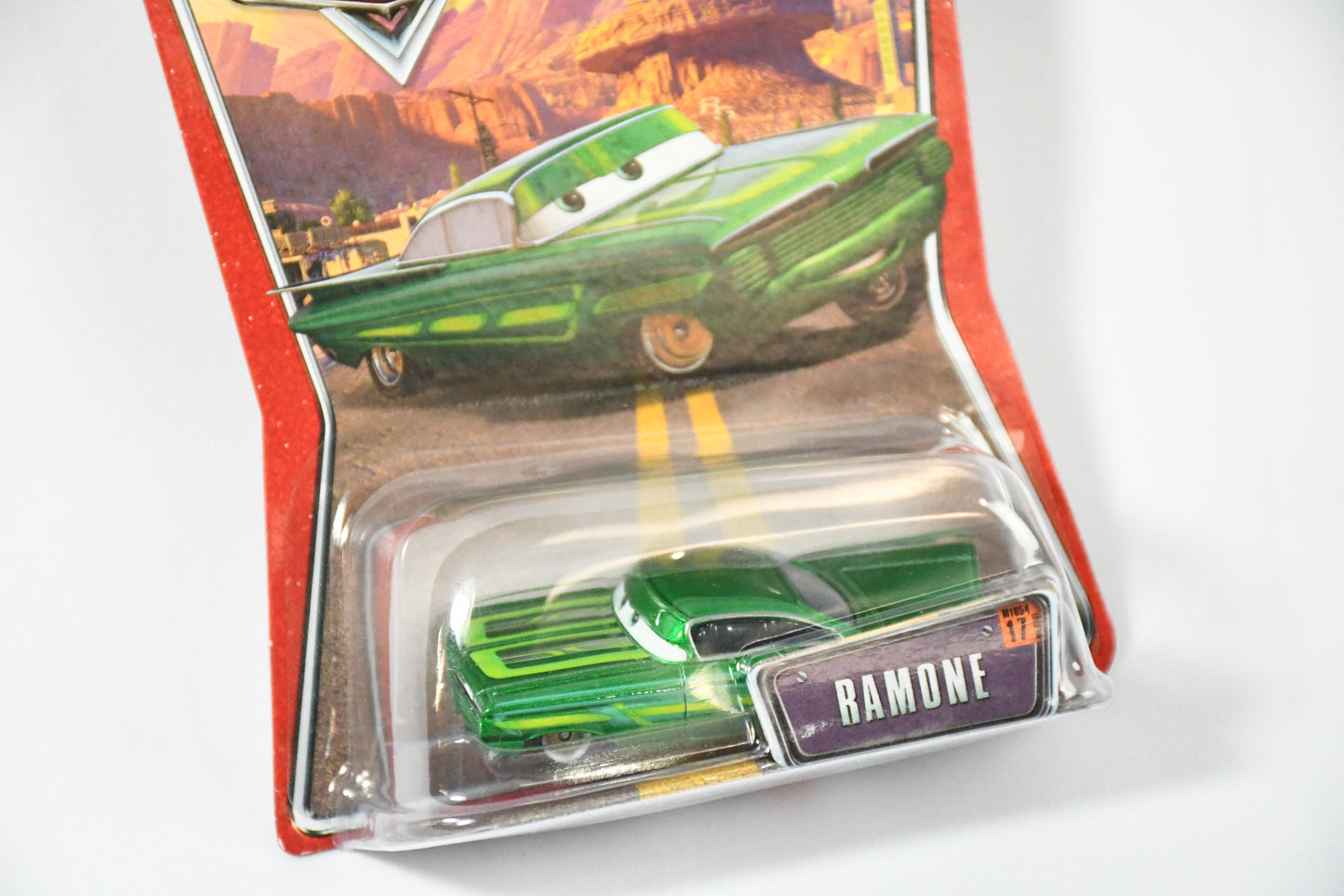 Disney- Pixar-Cars-Ramone #17-Green- L5262 M1054-