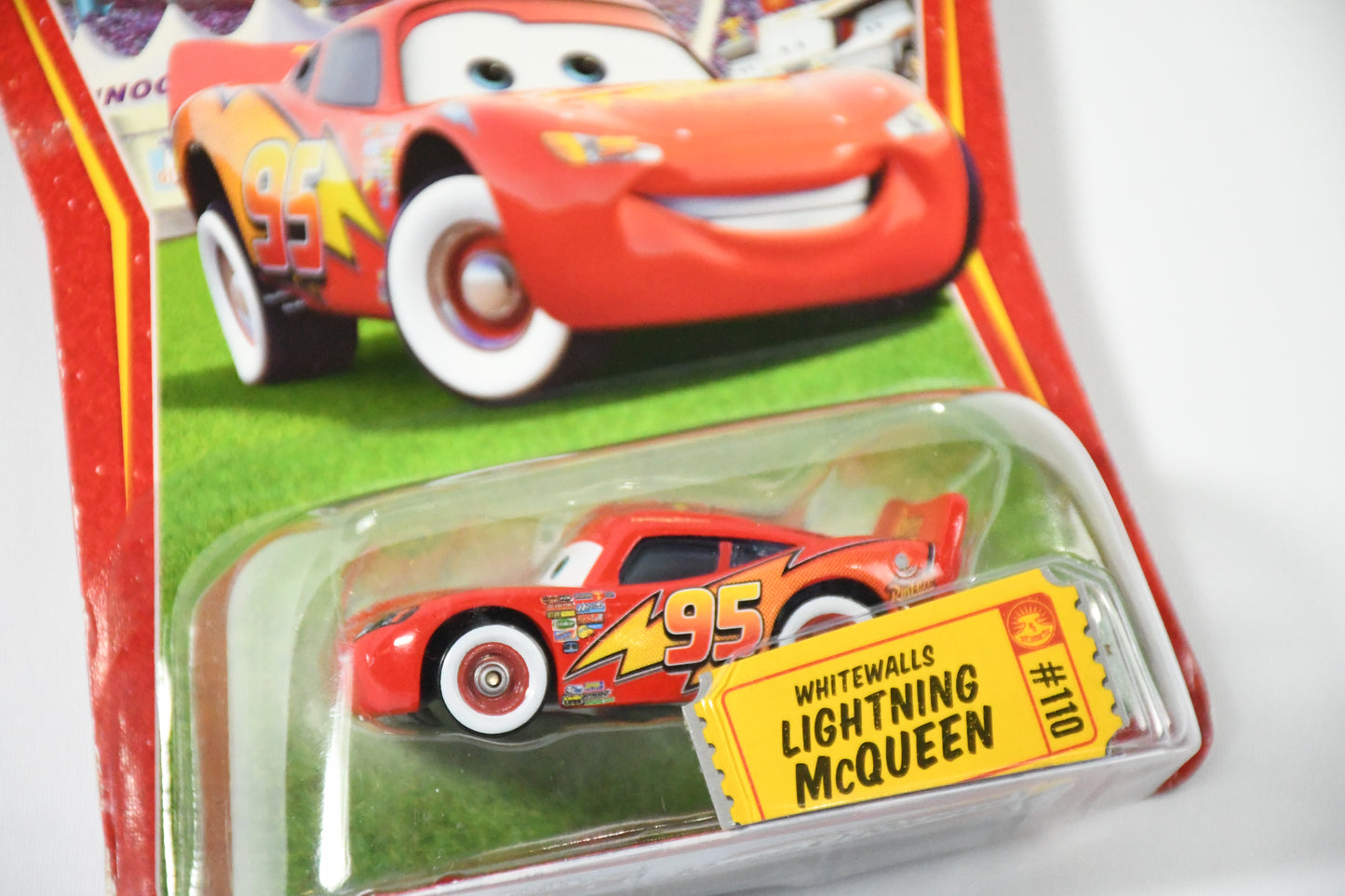 Disney-Pixar-Cars-Mattel-Whitewalls Lighting McQueen#110-Rac O Roma-M5438 M1054-NIB