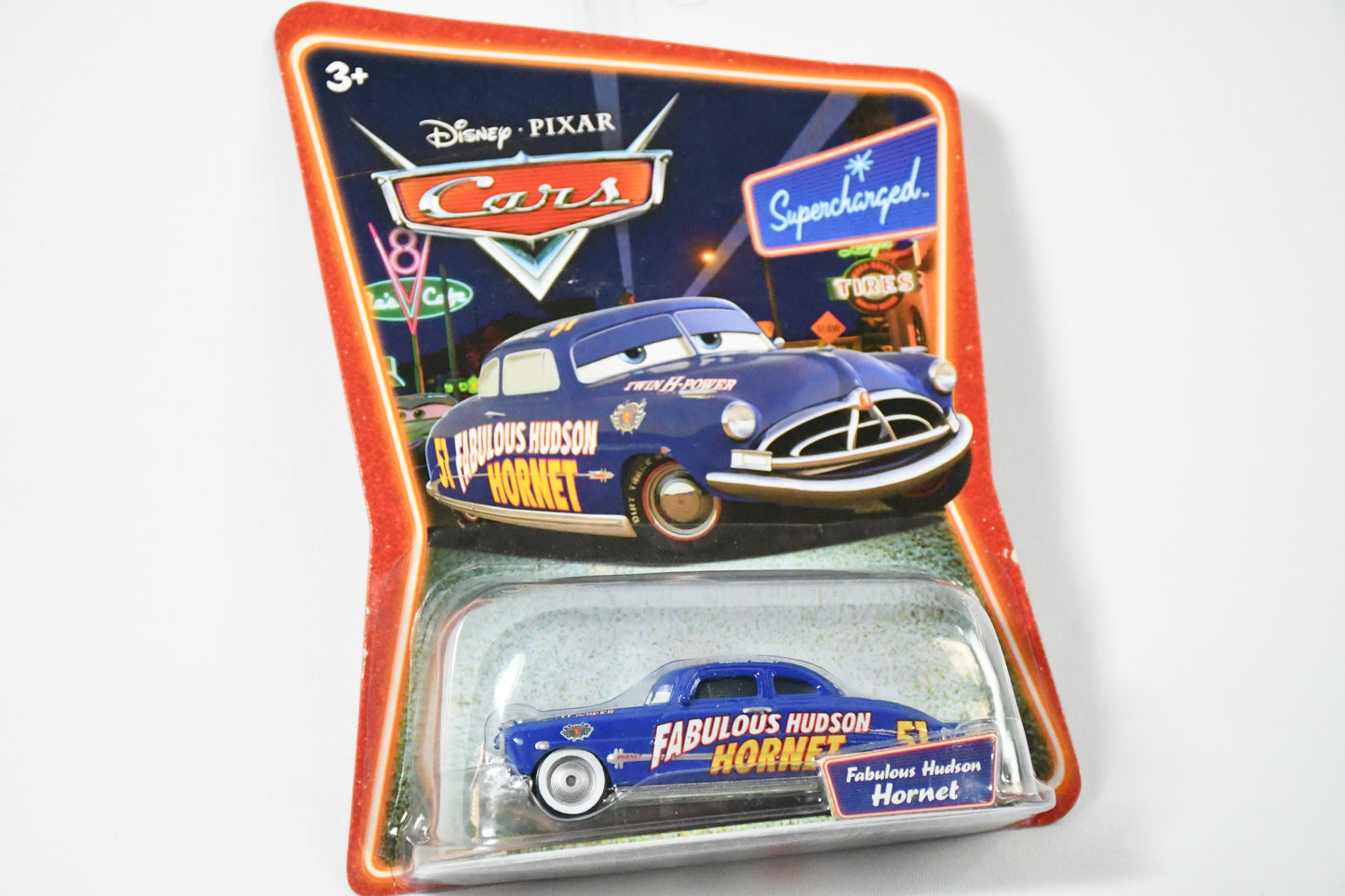 Disney-Pixar-Cars-Fabulous Hudson Hornet-Supercharged-K4588 L0545-NIB