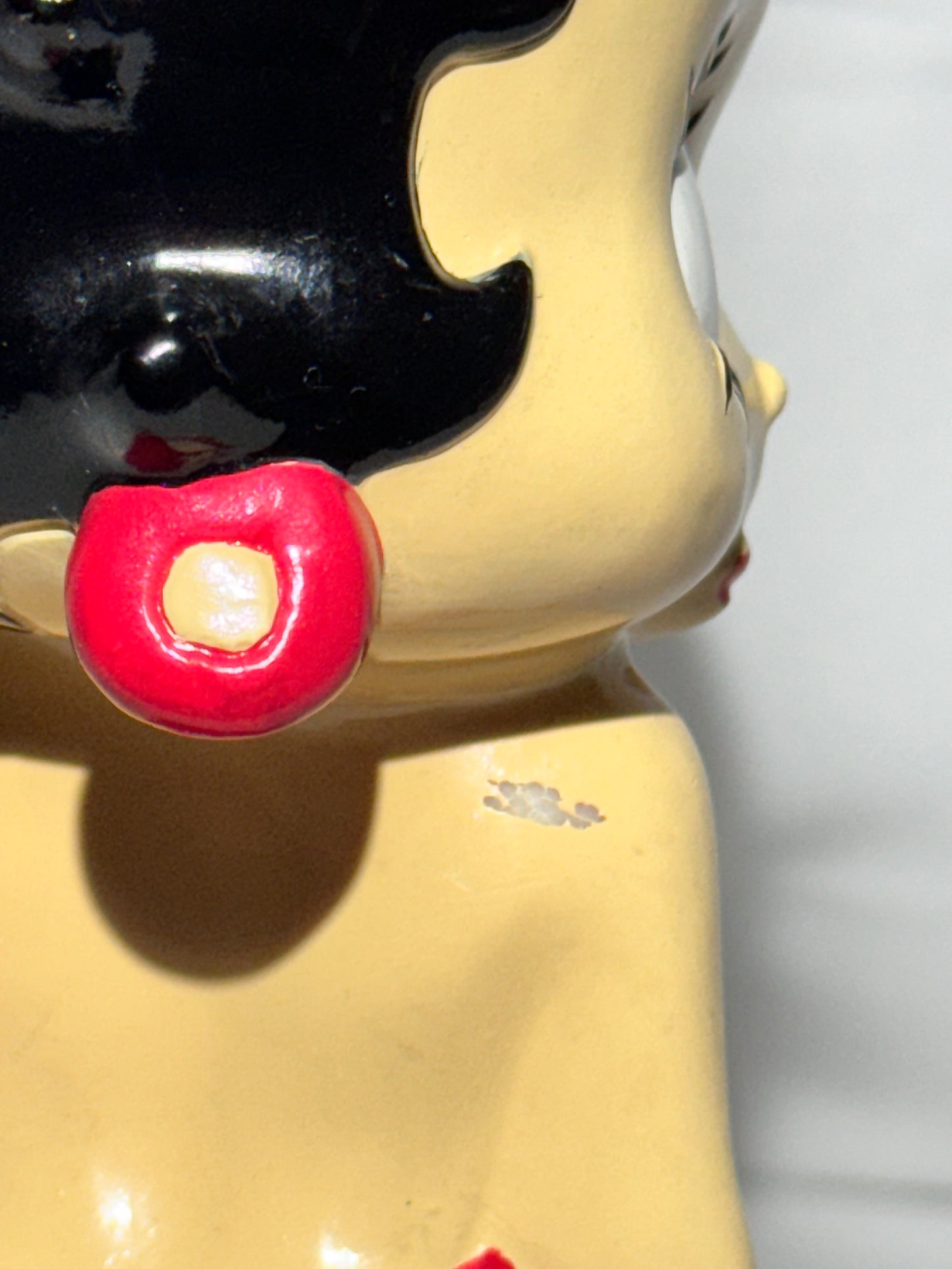 Vintage Betty Boop Figurine – Red Dress – Classic Cartoon Collectible