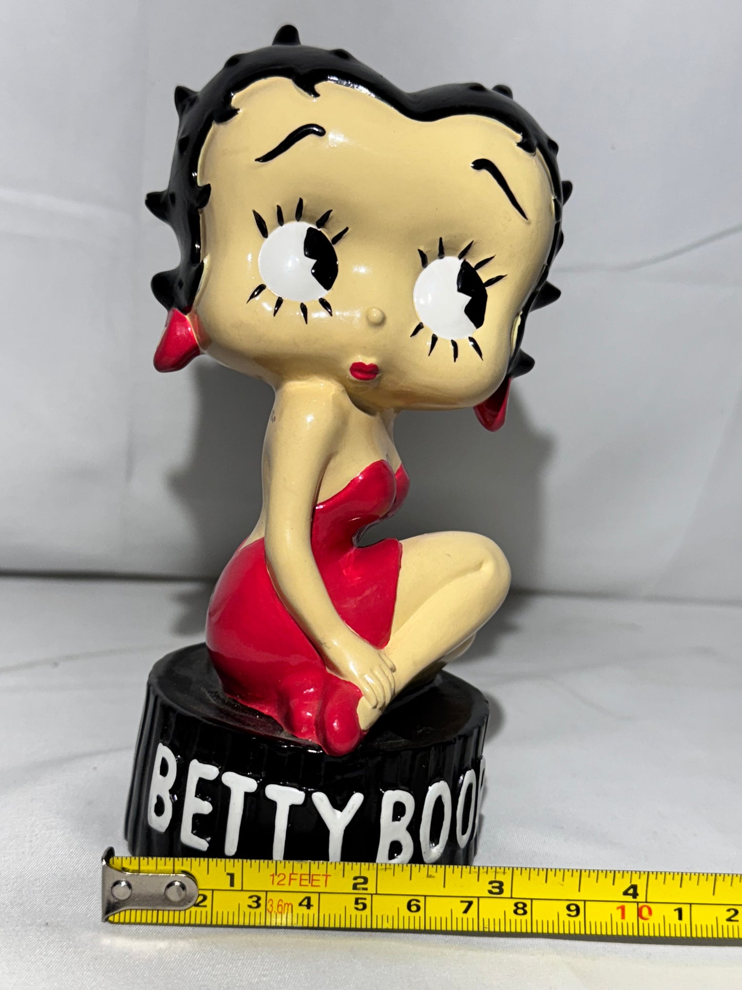 Vintage Betty Boop Figurine – Red Dress – Classic Cartoon Collectible