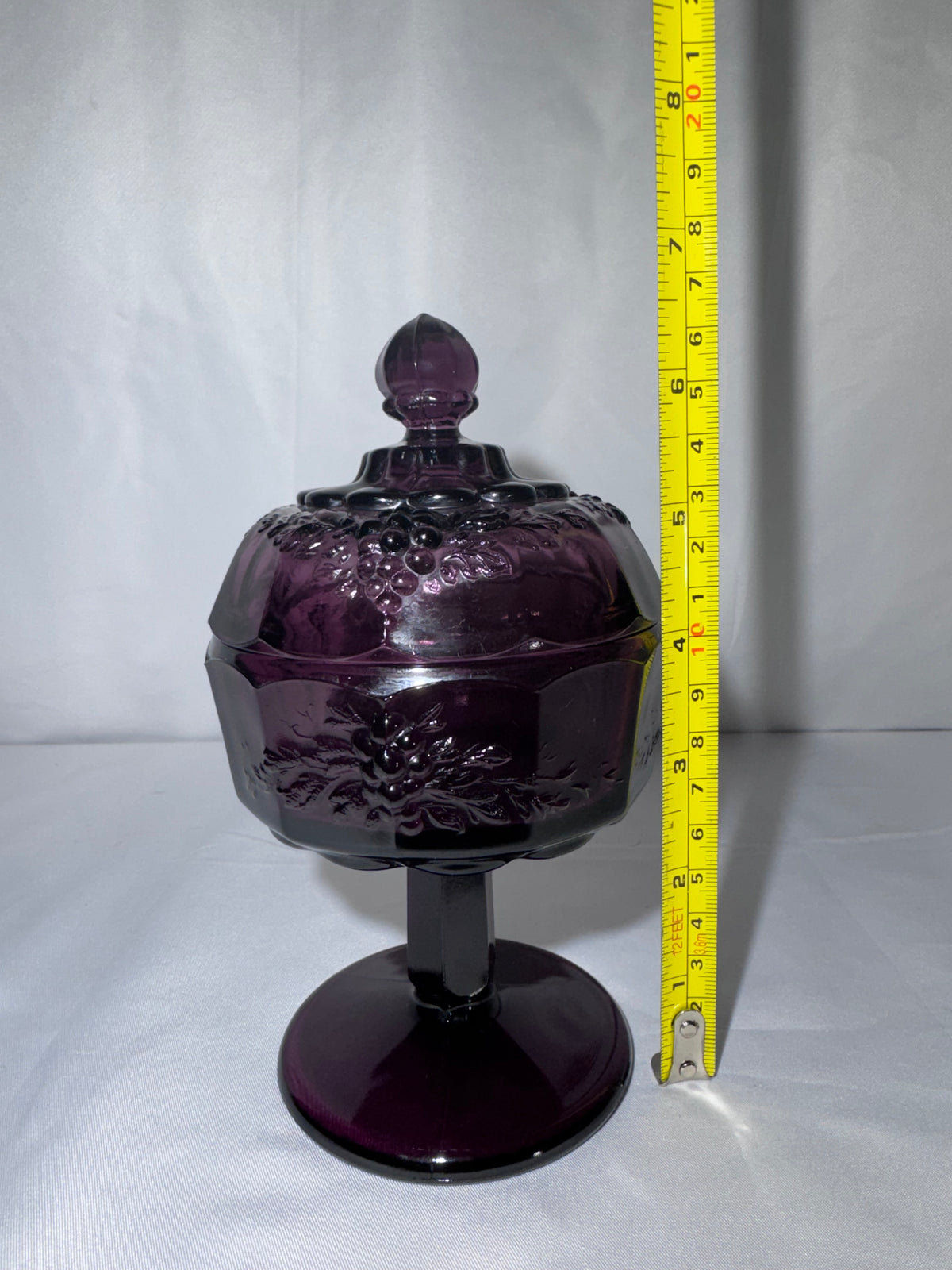 Vintage L.G. Wright Paneled Grape Amethyst Glass Covered Candy Dish / Pedestal Compote 1930’s-1960’s