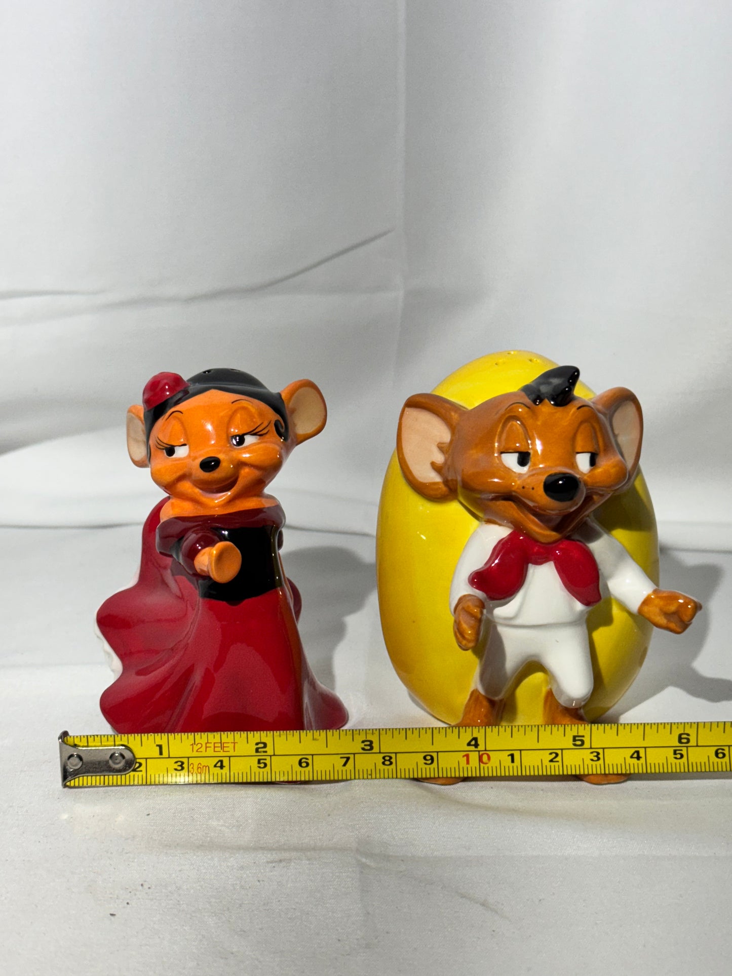 Speedy Gonzales & Senorita -Salt & pepper - Warner Brothers- Looney Tunes- 2000- original box