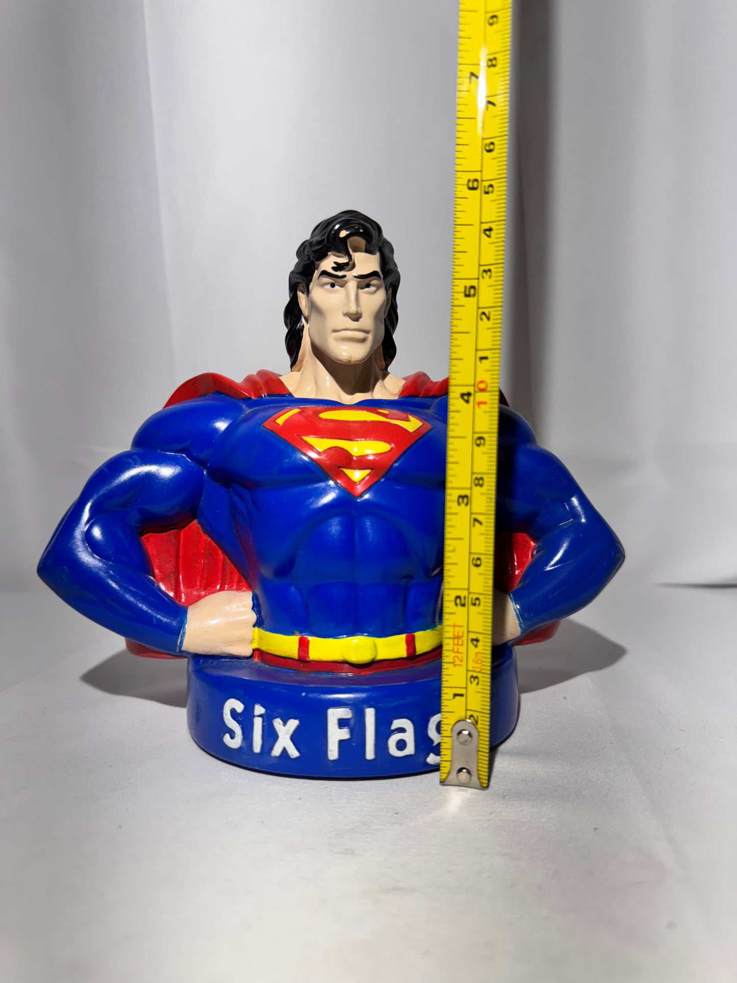 Superman - plastic bank - Six Flags-1996- Warner Brothers- DC Comics