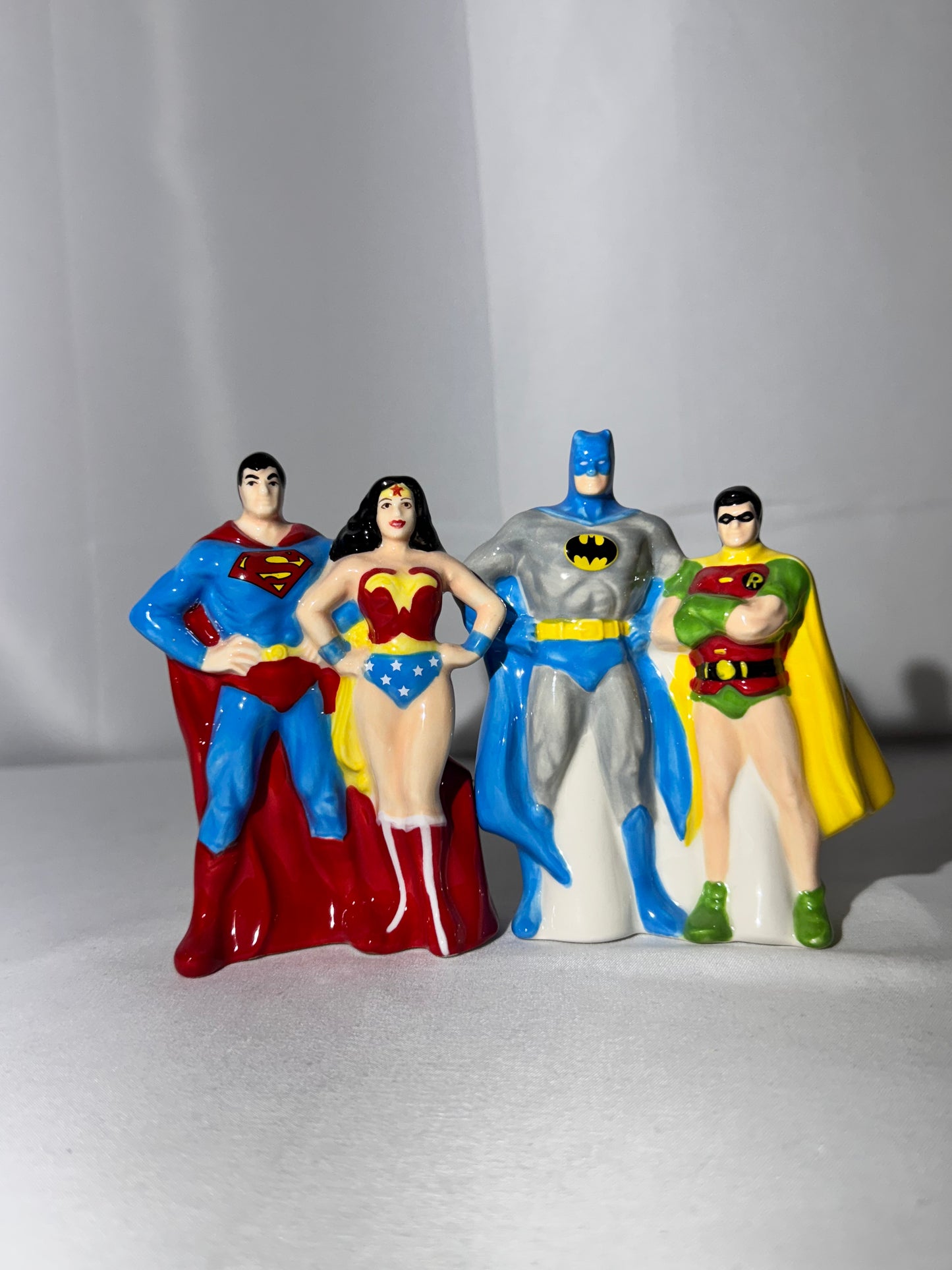 Superman, Wonder Woman, Batman, and Robin-magnetic salt and pepper shakers-DC comics-Warner Brothers-original box