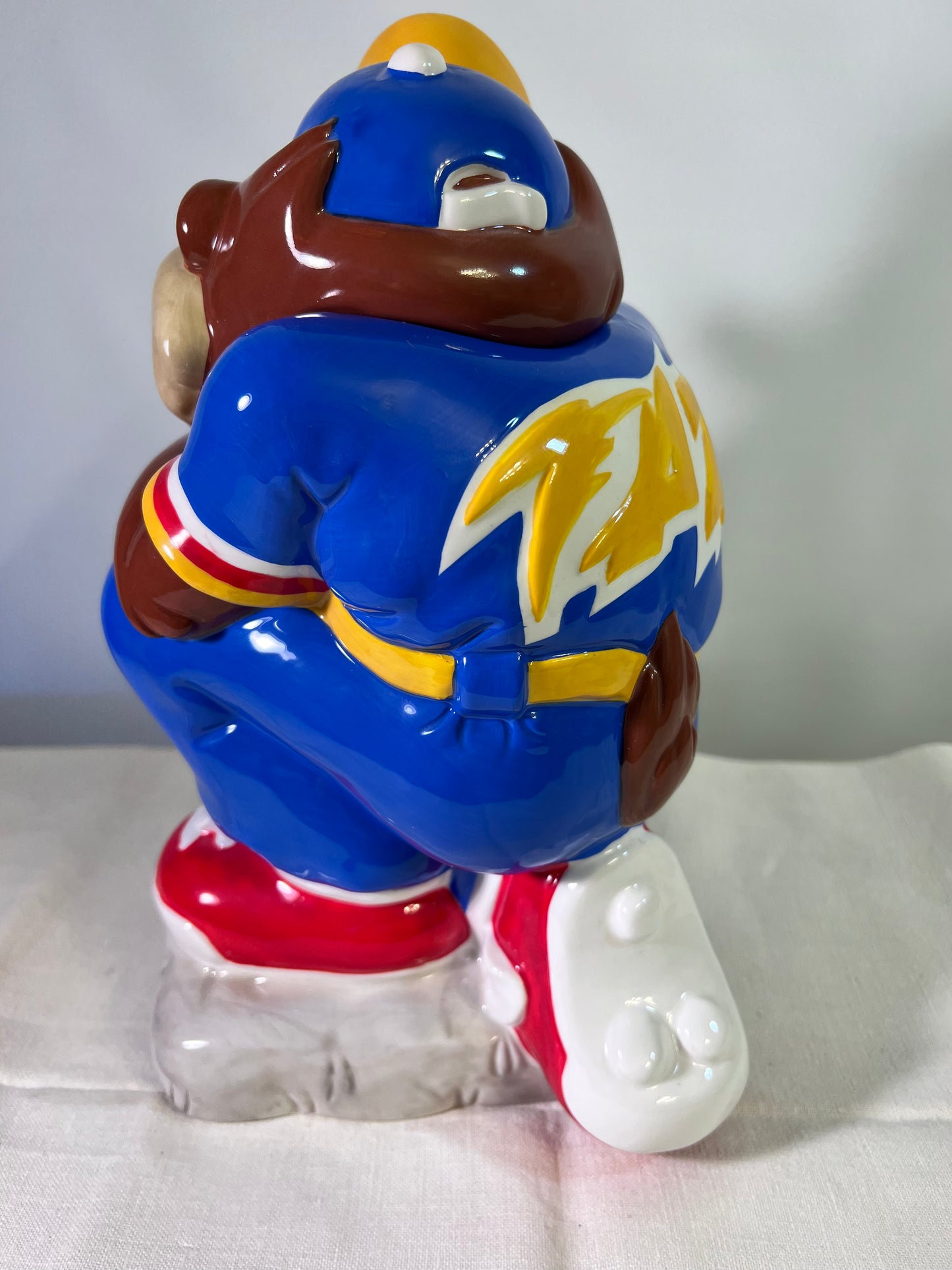 Taz Cookie Jar - “Batter Up” - Looney Tunes- Warner Bros