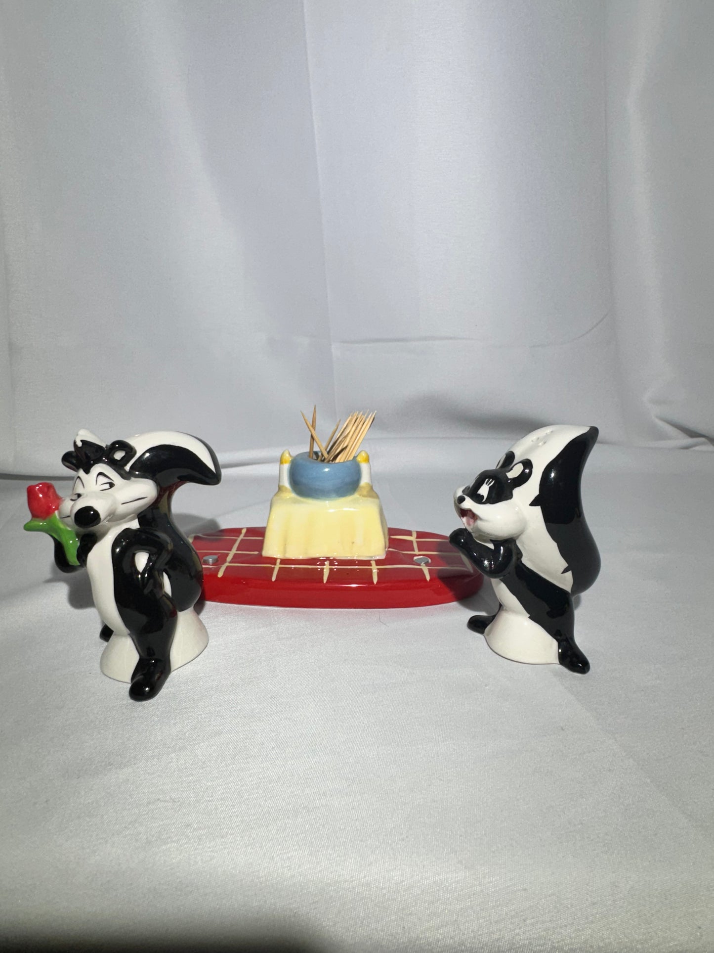 Pepe Le Pew and Penelope-Salt and Pepper and toothpick holder-Warner Brothers-Looney Tunes- magnetic - item # 23833