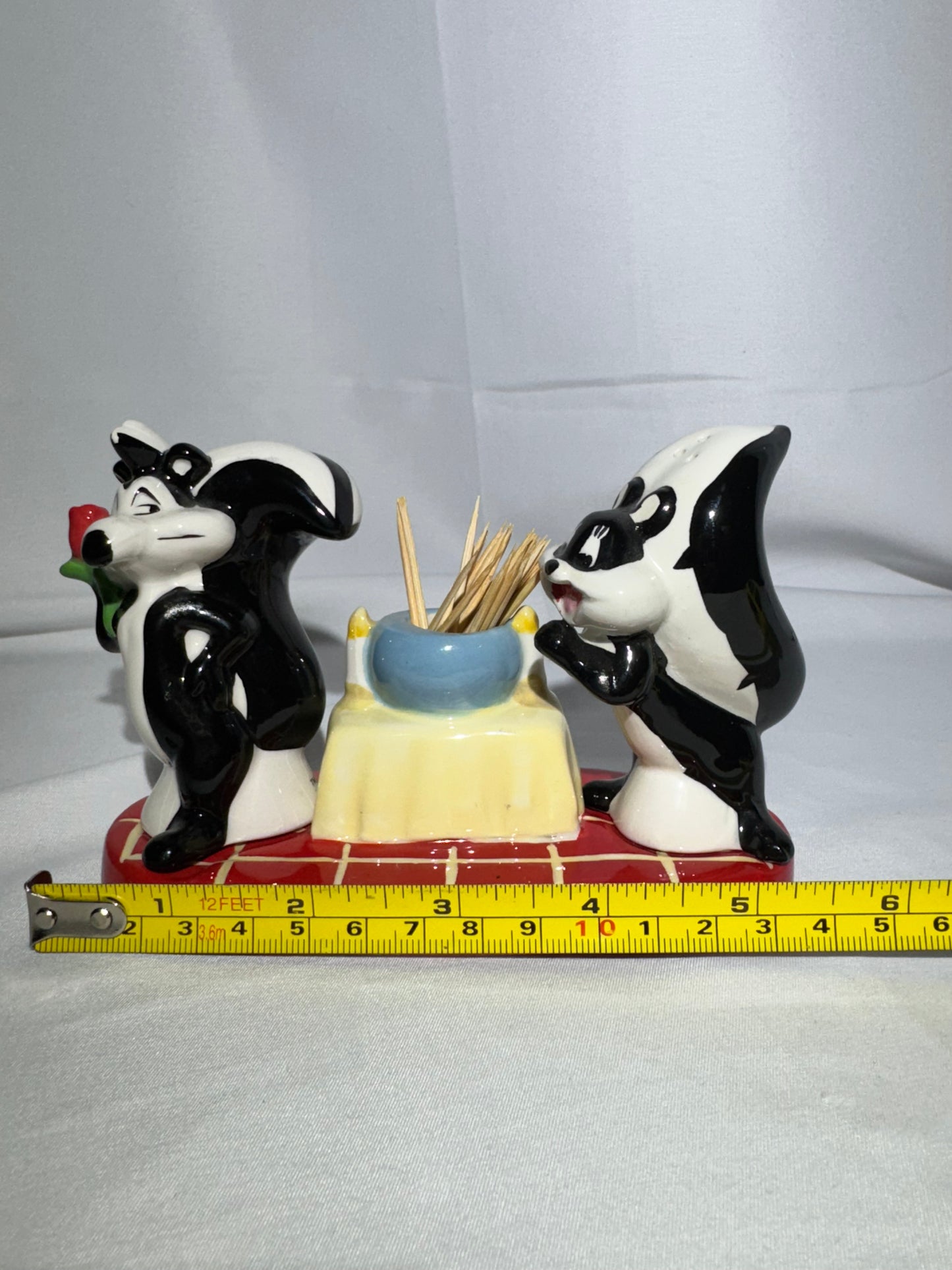Pepe Le Pew and Penelope-Salt and Pepper and toothpick holder-Warner Brothers-Looney Tunes- magnetic - item # 23833