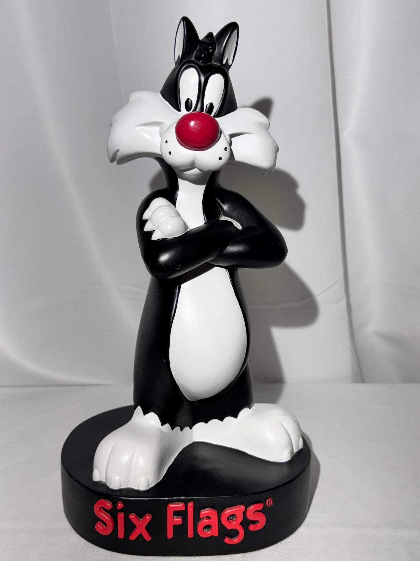 Sylvester -12” Bank - Six Flags-1997-Warner Brothers- Looney Tunes