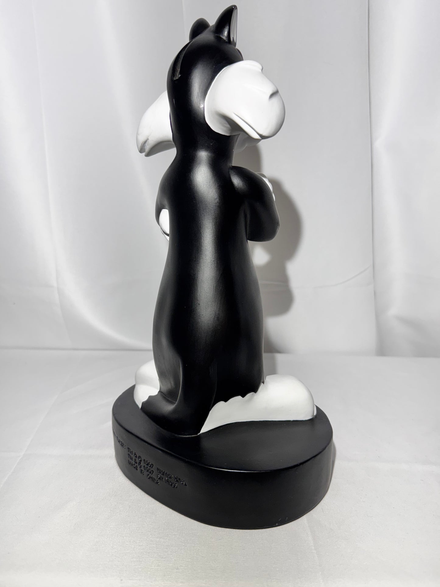 Sylvester -12” Bank - Six Flags-1997-Warner Brothers- Looney Tunes