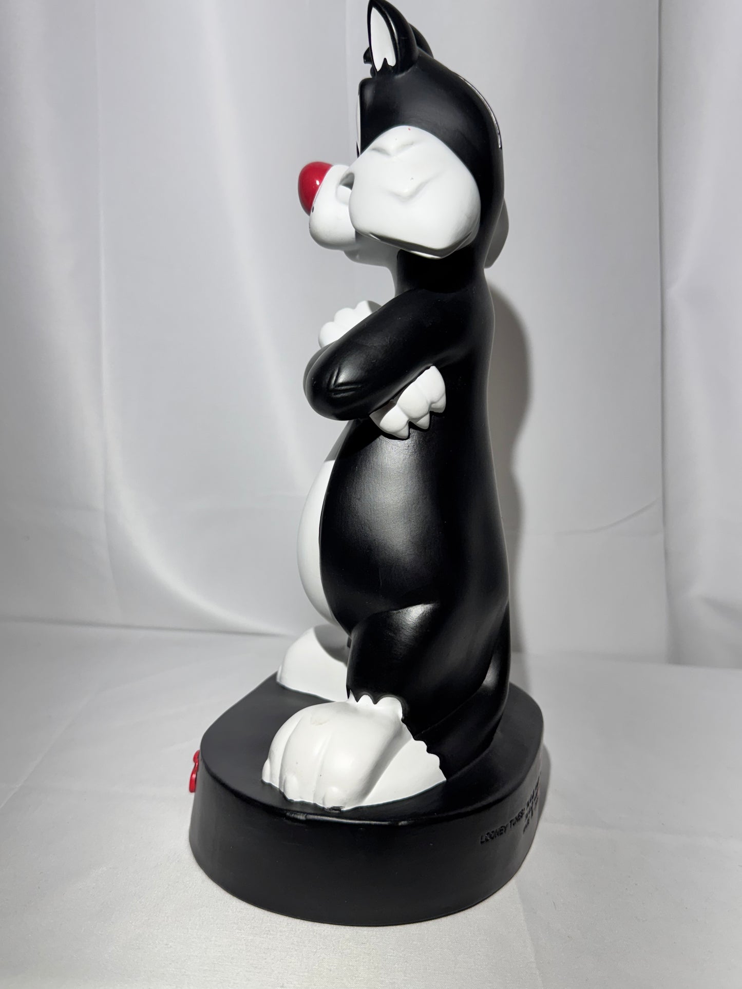 Sylvester -12” Bank - Six Flags-1997-Warner Brothers- Looney Tunes