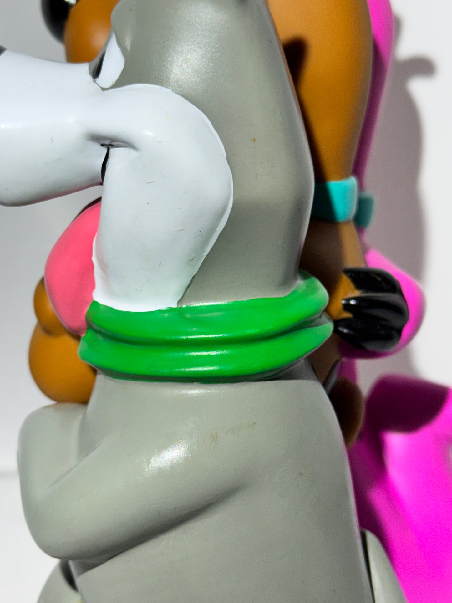 Dino, Scooby Doo, and Astro- bank- Hanna Barbera-1999 - Cartoon Network- pets