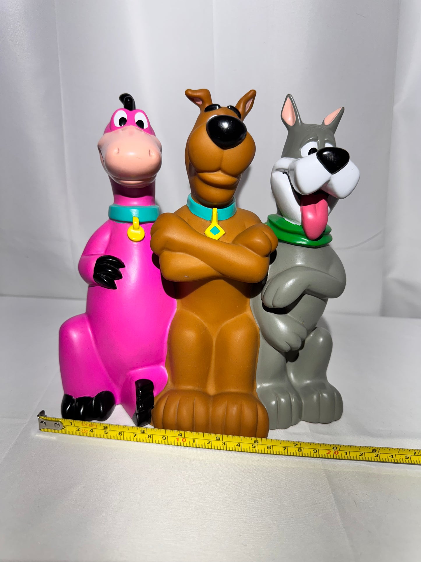 Dino, Scooby Doo, and Astro- bank- Hanna Barbera-1999 - Cartoon Network- pets